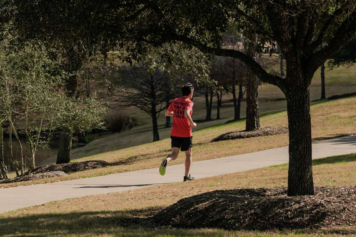 Esau Velazquez run on Friday, Jan. 6, 2023 in Katy, Texas as he prepares for an upcoming Houston marathon on Jan. 15.