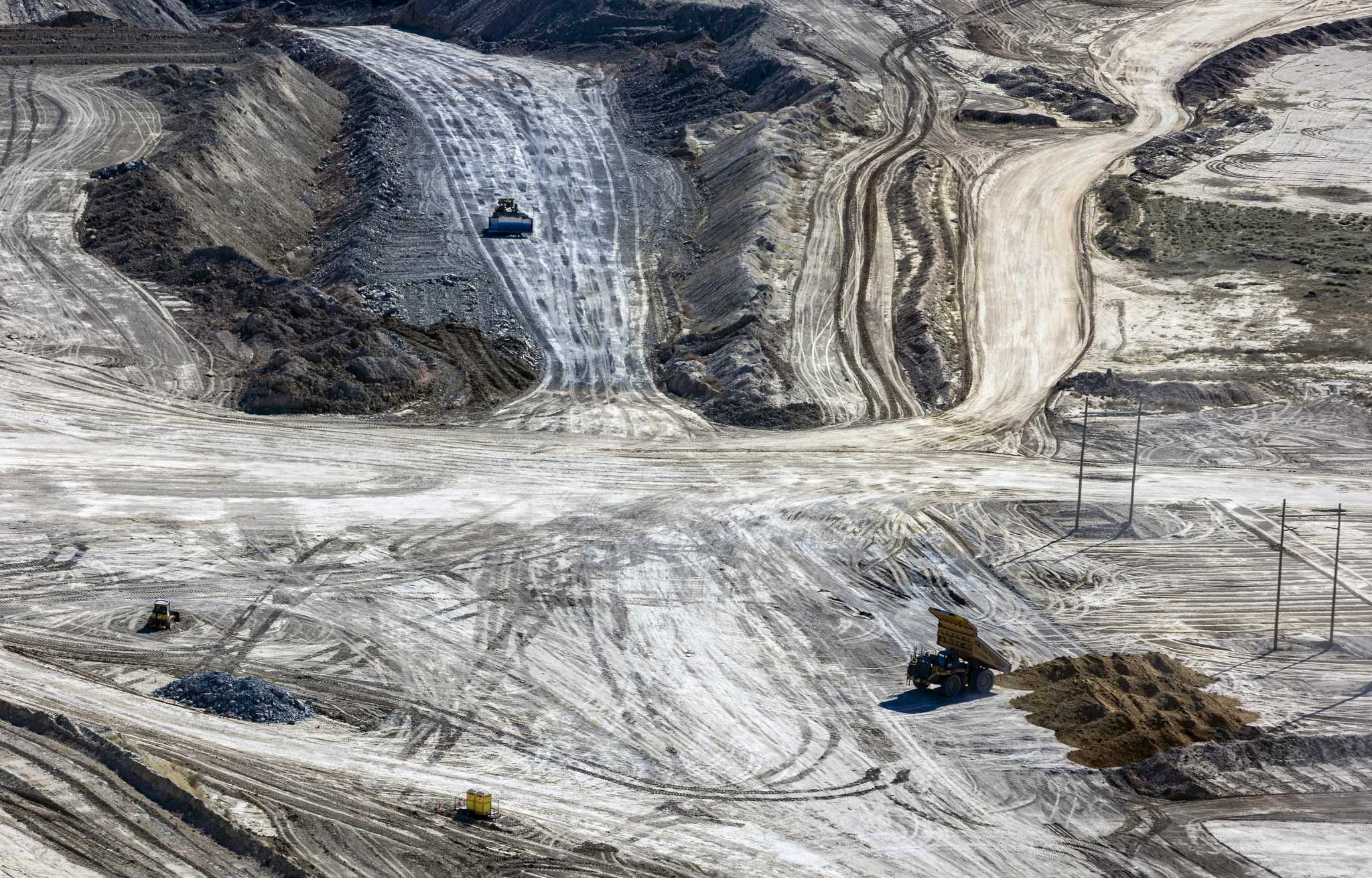 Texas Permits Lignite Mine Expansion Despite Water Worries