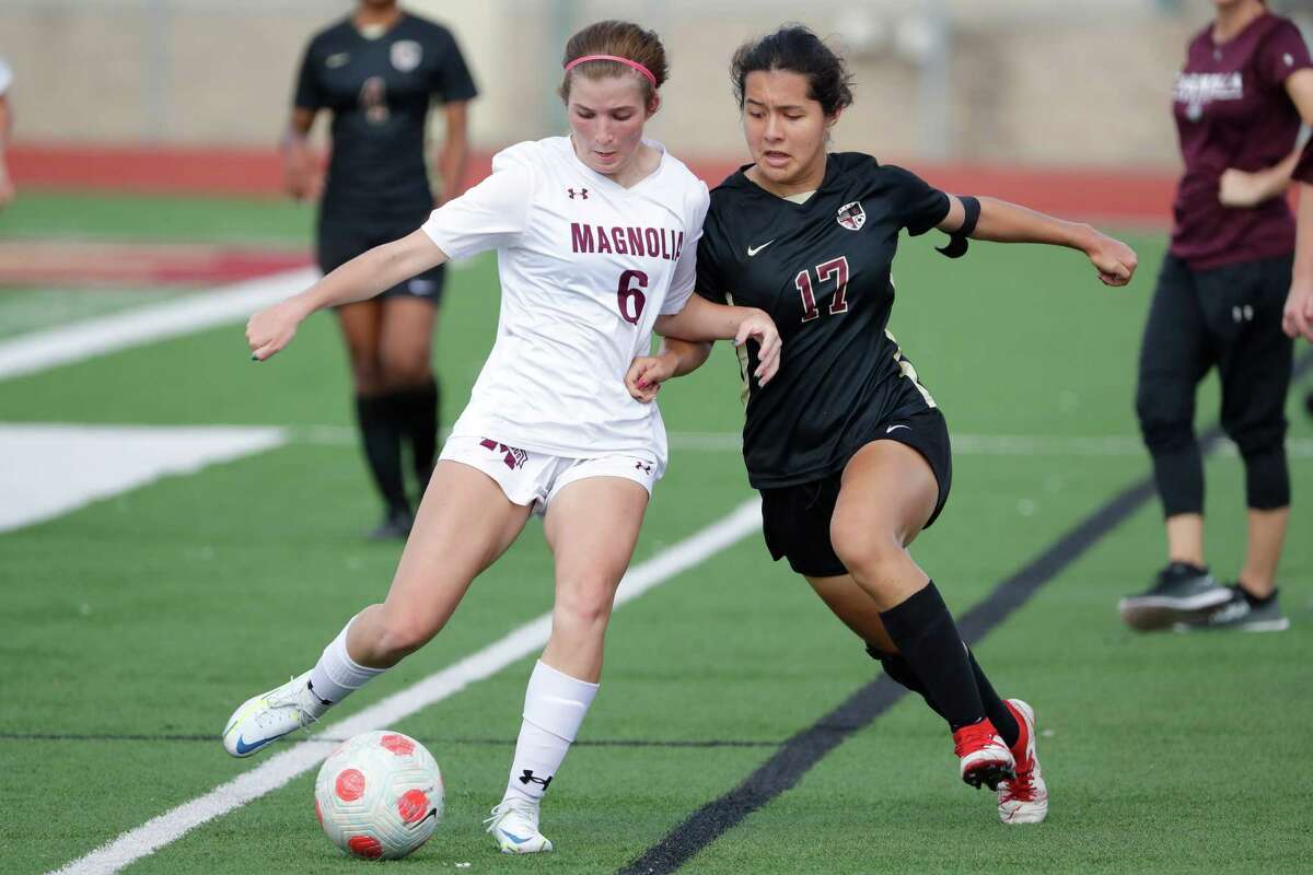 Magnolia’s Ellis starring at new old position