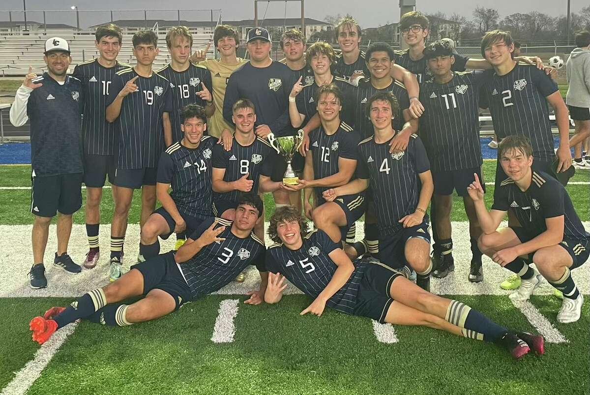 Lake Creek beat Aldine Davis 3-2 on Saturday to win the Baytown Sterling tournament. Efrain Solis and Dakota Kennett were named to the all-tournament team.