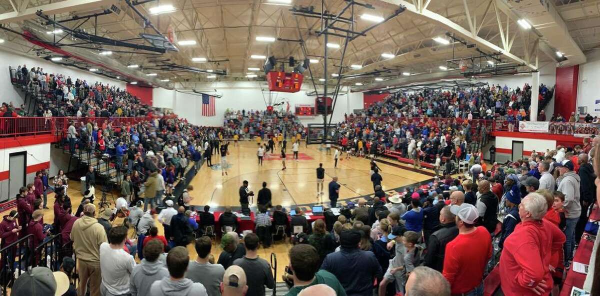 The Highland Shootout on Saturday sold out at 3,000 tickets and featured nationally ranked players and teams. 
