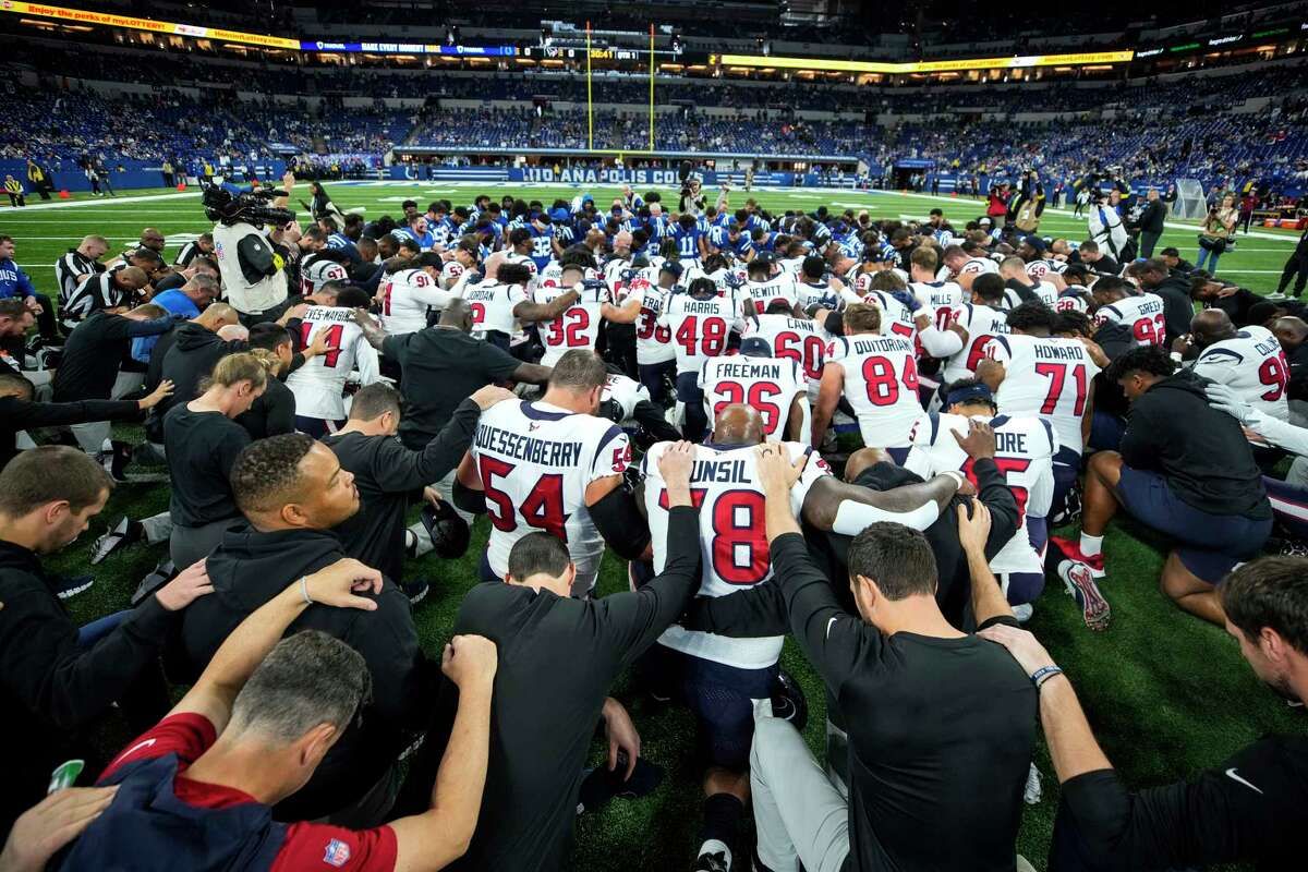 Story photo for Yes, football is a violent sport. But it's a choice. [Opinion]