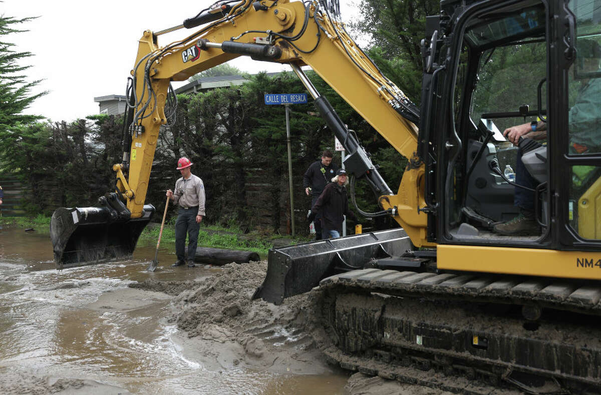 Shock flooding from huge storm surge rocks Stinson Beach