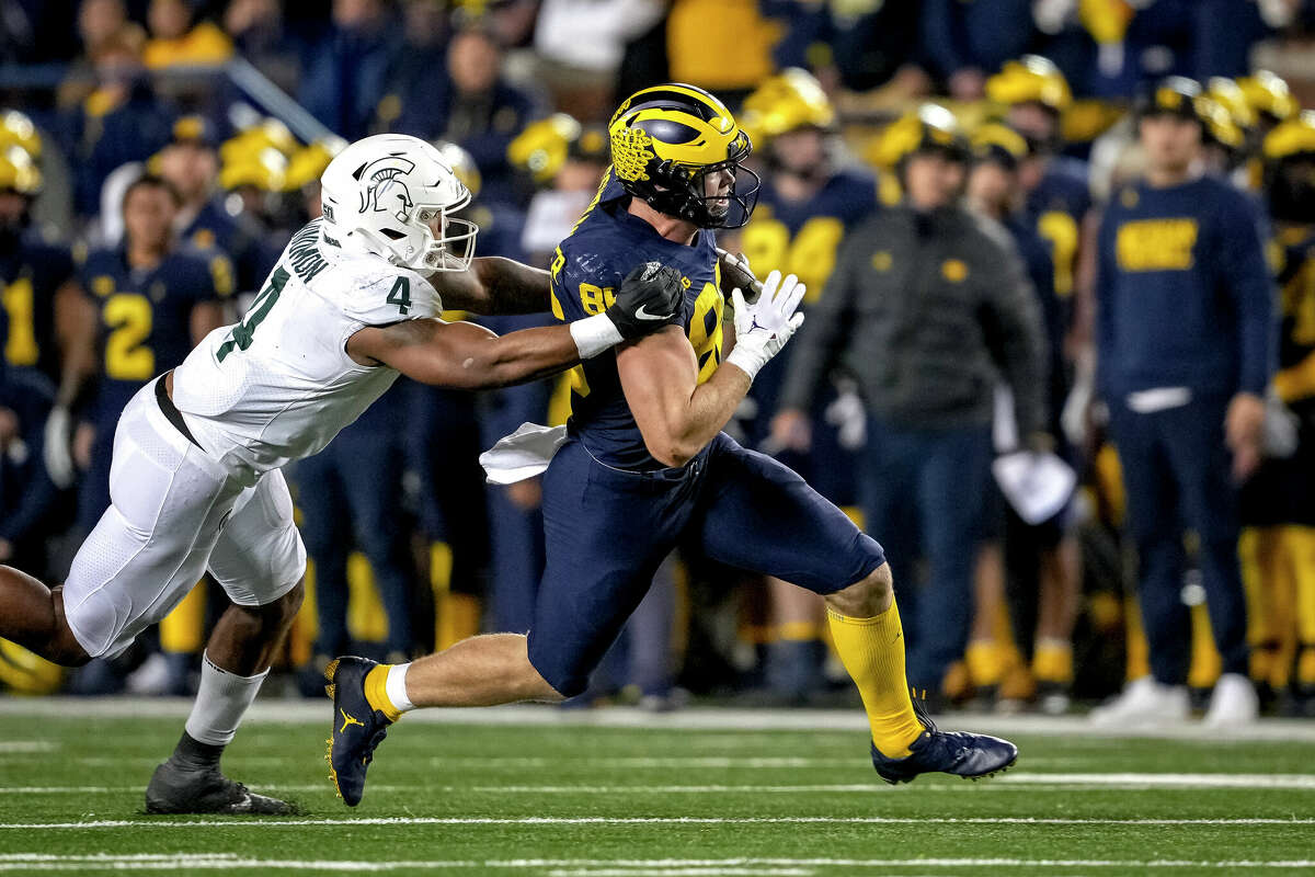 Michigan TE Luke Schoonmaker declares for NFL Draft