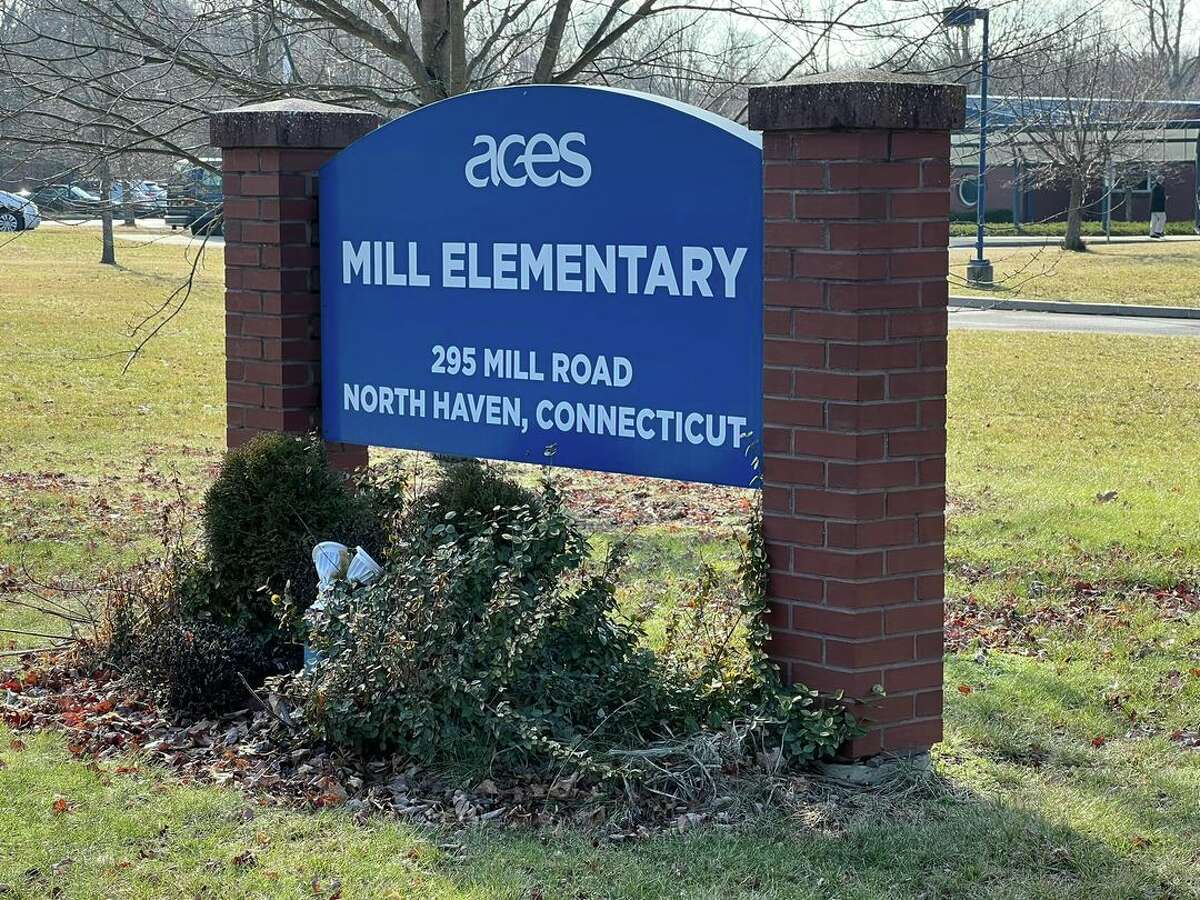 fire-evacuates-north-haven-elementary-school-officials-say