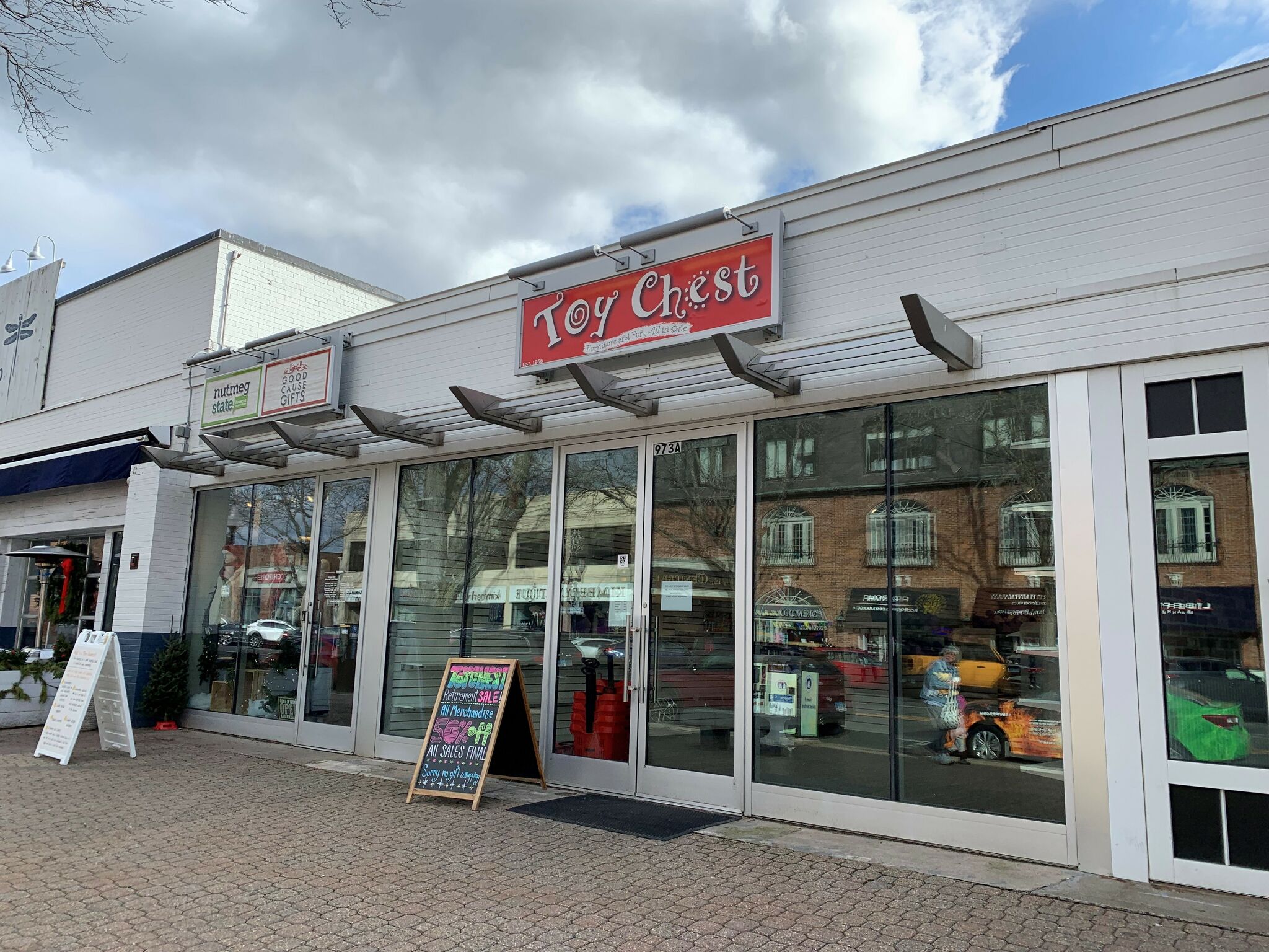West Hartford's Toy Chest closing after 66 years