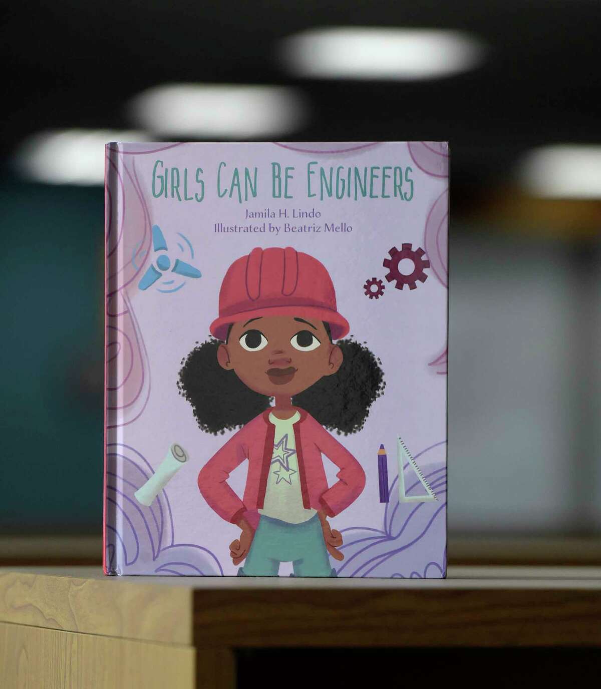 “Girls Can Be Engineers”, written by Jamila Lindo, of Norwalk, is available in the South Norwalk branch of the Norwalk Public Library. The book promotes STEM exploration among girls and encourages them to pursue careers in science, technology, engineering and math. Tuesday, January 10, 2023, Norwalk, Conn.