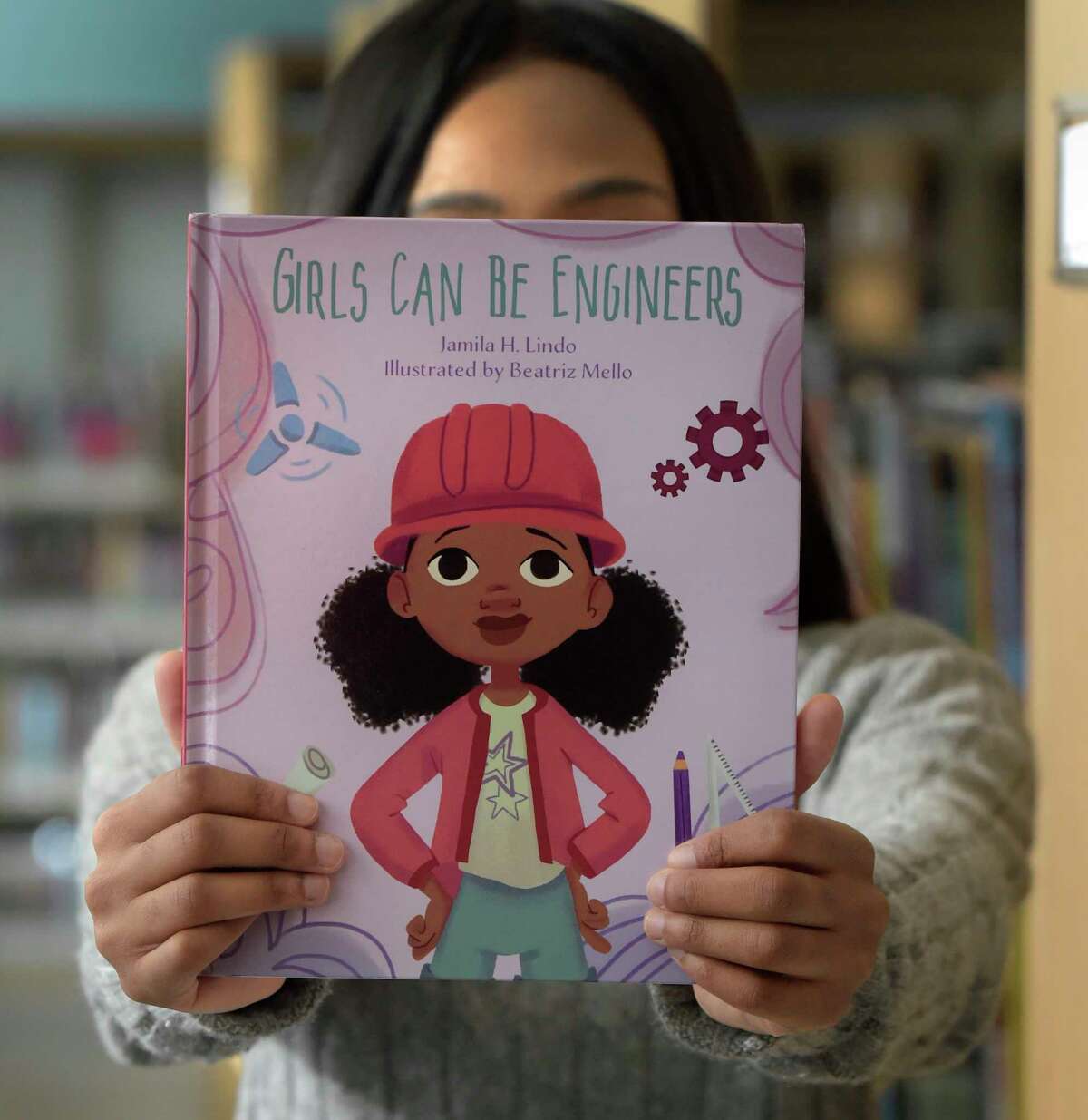 “Girls Can Be Engineers”, written by Jamila Lindo, of Norwalk, is available in the South Norwalk branch of the Norwalk Public Library. The book promotes STEM exploration among girls and encourages them to pursue careers in science, technology, engineering and math. Tuesday, January 10, 2023, Norwalk, Conn.