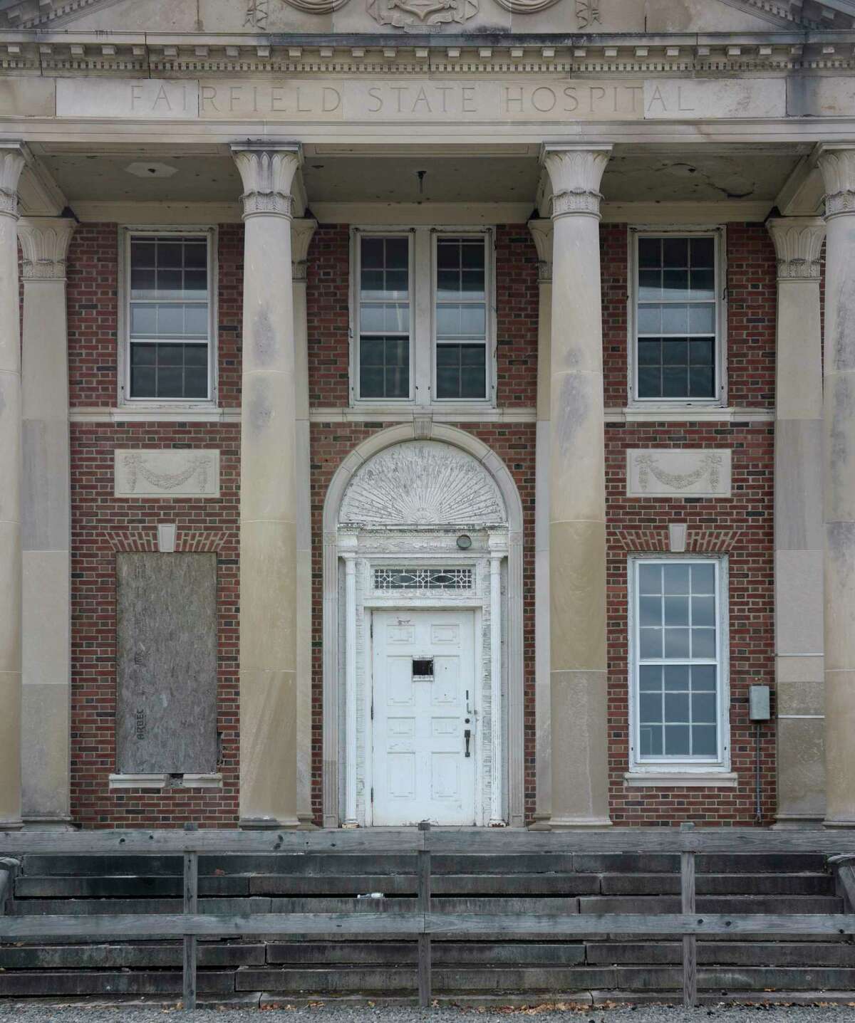 Newtown Hall building ‘available’ after museum comes up short