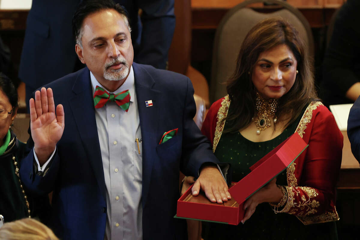 Story photo for In historic moment, first Muslim Texas lawmakers are sworn in