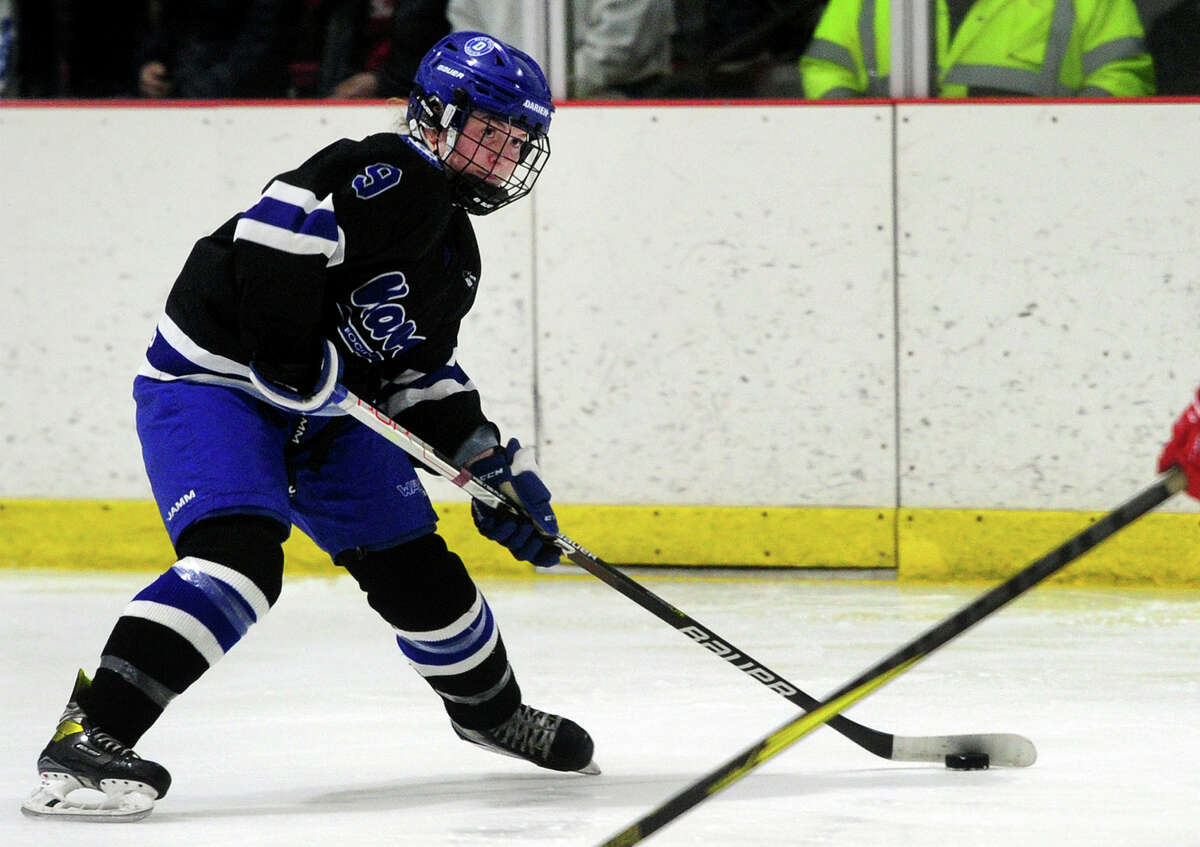 Darien's Natalie Beach lines up a shot at the Darien Ice House.