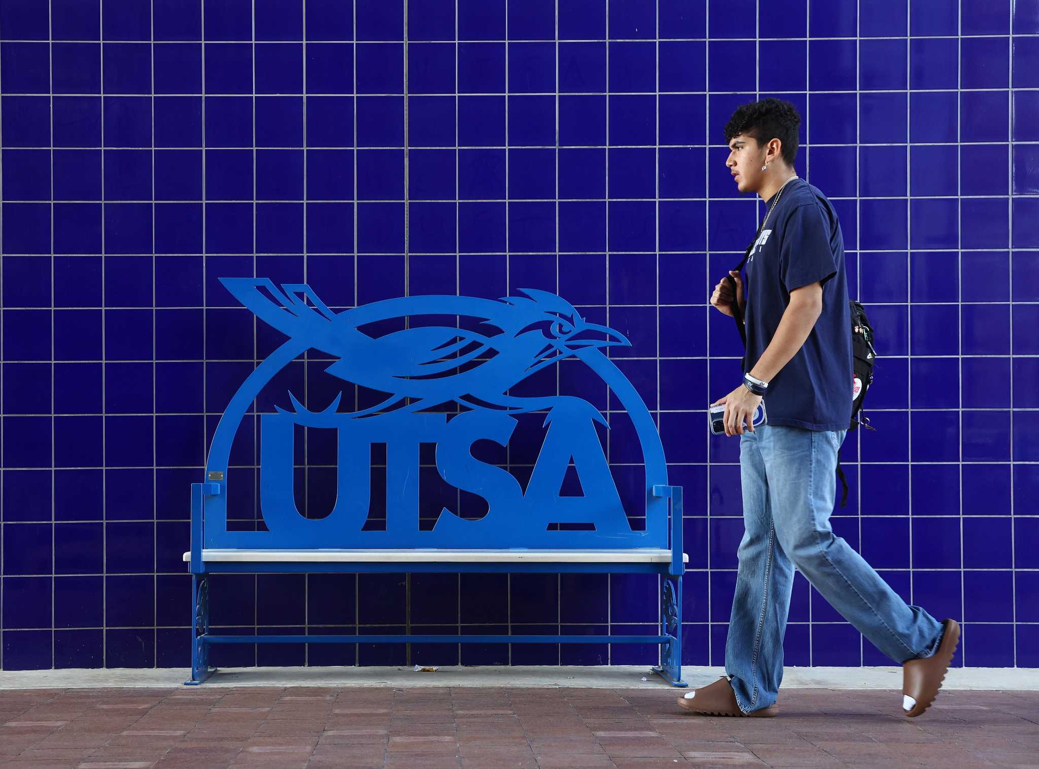 South Texas legal fortune picking up UTSA tuition for Latino students