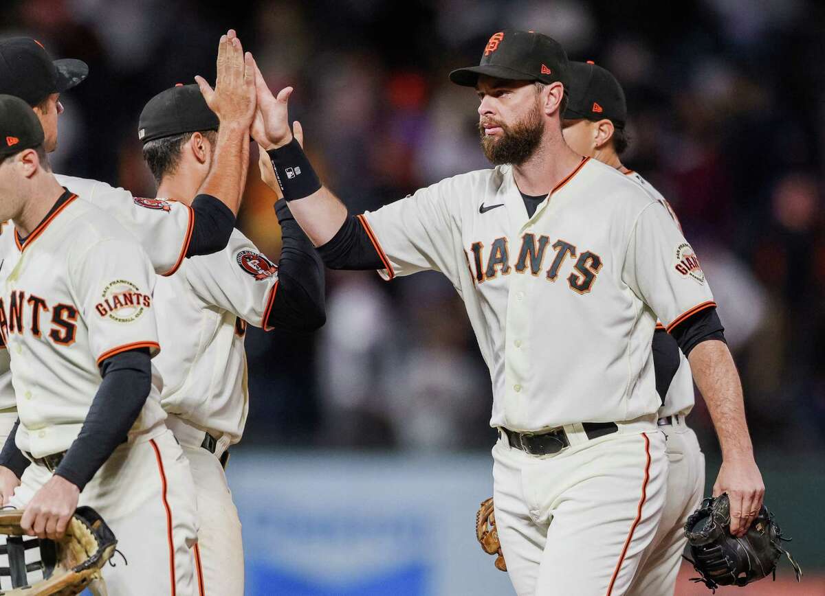 Brandon Belt and the Giants Are Writing Their Own Rules - The New