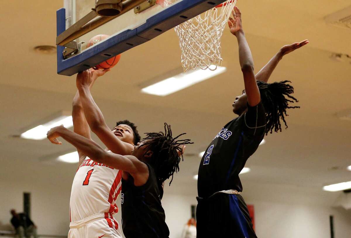 Houston boys basketball: Bellaire rolls past Westbury