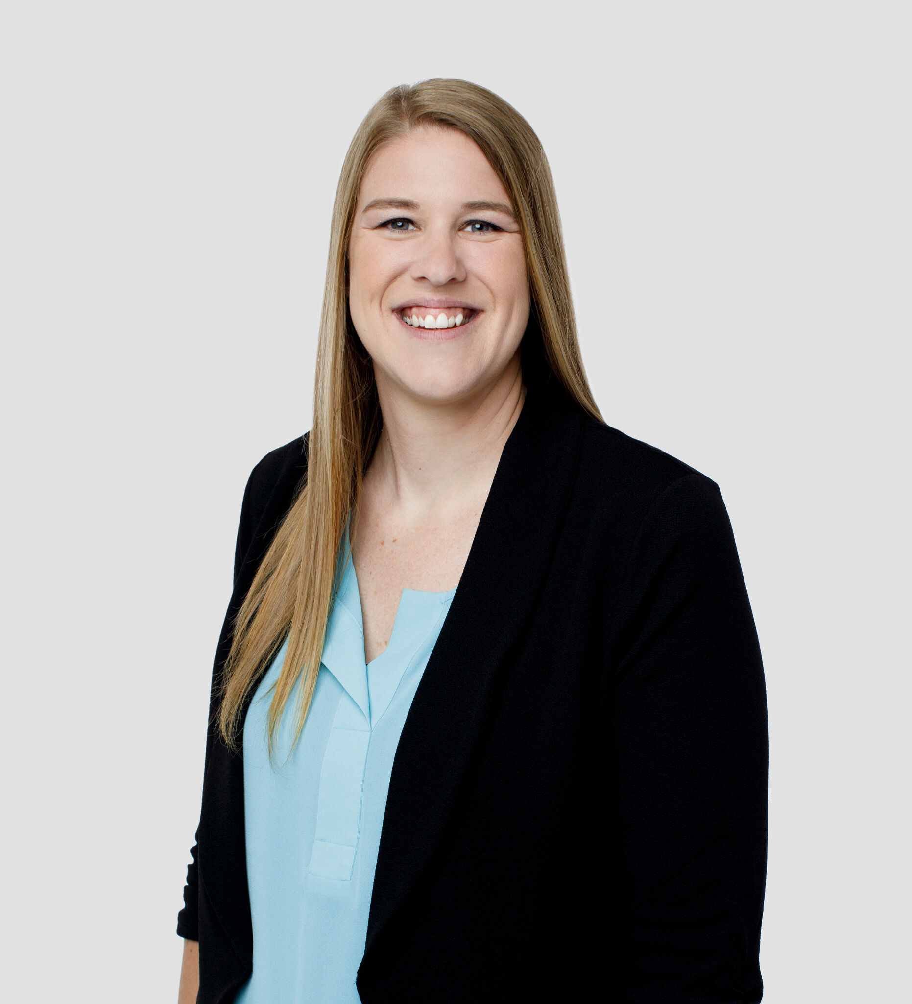 Honor Bank names new branch manager, vice president