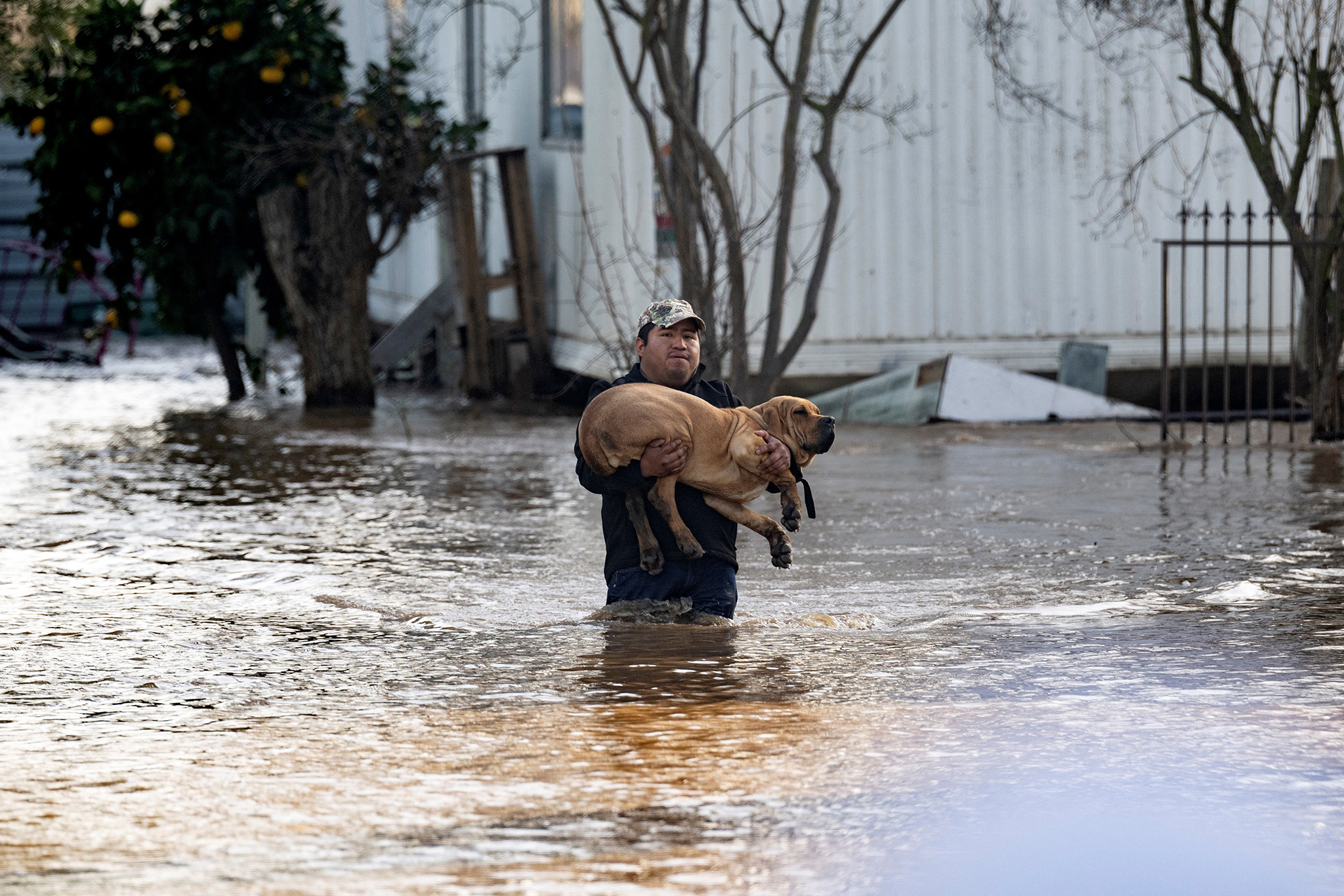 Evacuations issued in Le Grand area due to flooding Merced