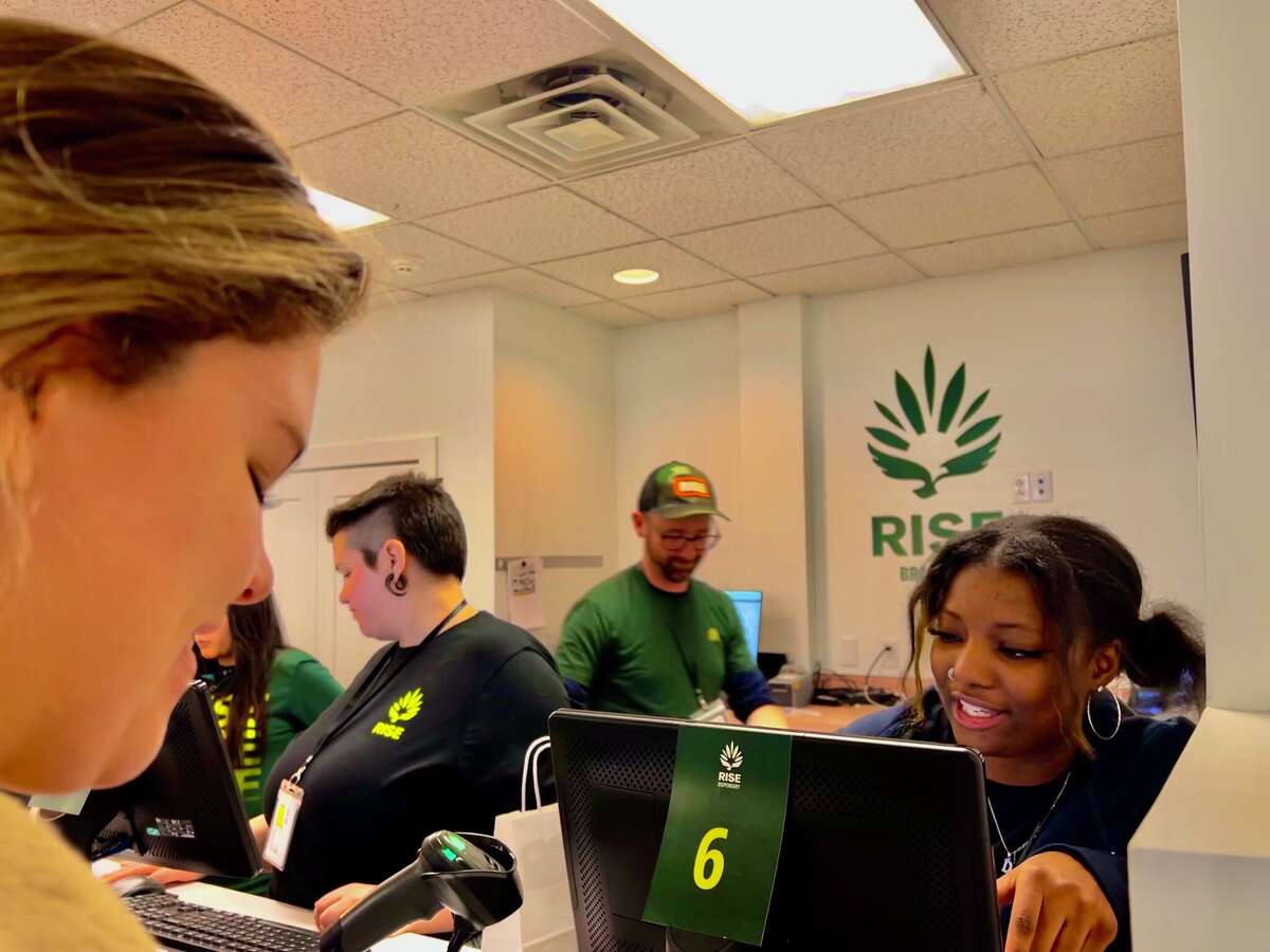 This is what it's like to buy legal, recreational marijuana in CT