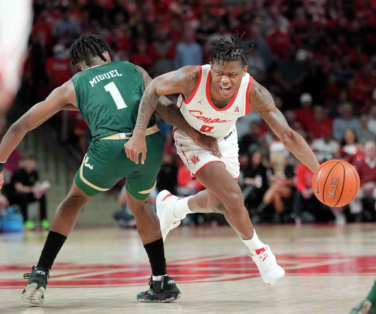UH's Marcus Sasser has scored in double figures in all but one of his past 19 games entering Saturday's matchup against Cincinnati.