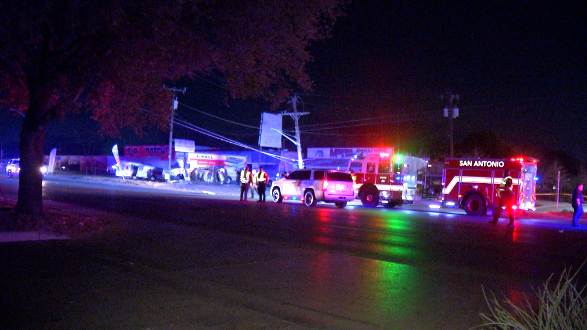 Driver killed while fleeing deputies in far West Side crash