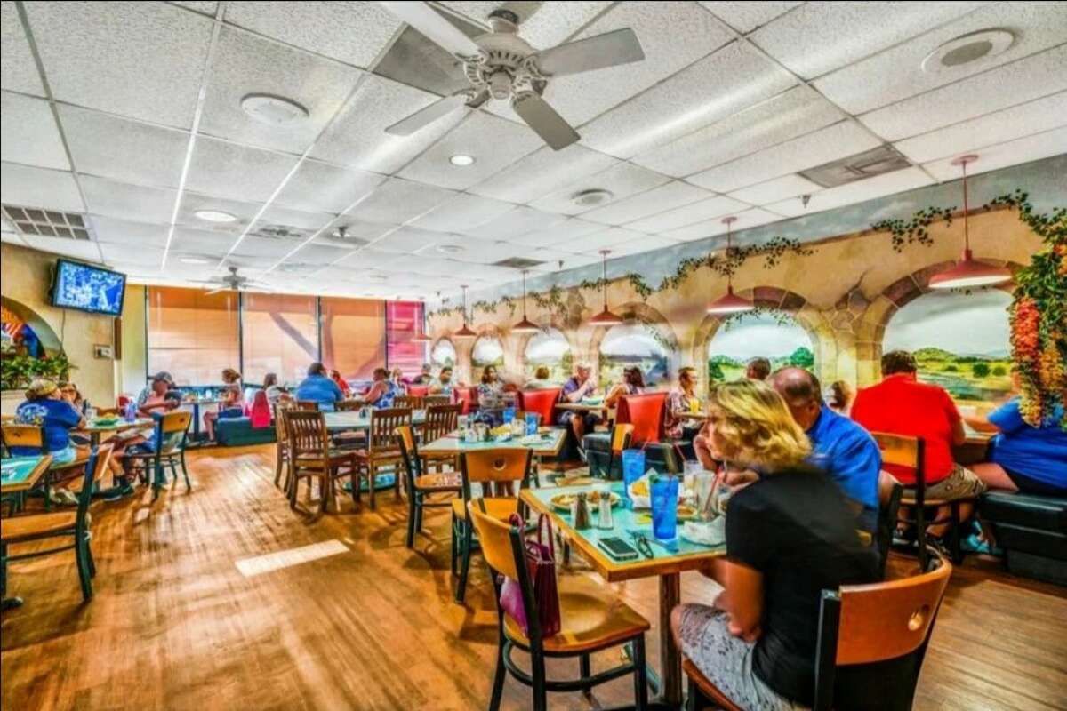 El Rio Mexican Restaurant in Boerne is now for sale.
