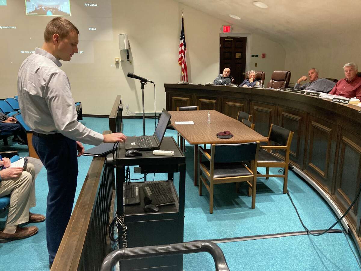 Chris Pawlowski of Solli Engineering, presents Monroe Recycling and Aggregates LLC's request to build a rock crushing facility on 467 Pepper Street during a January 5 Monroe zoning board meeting.