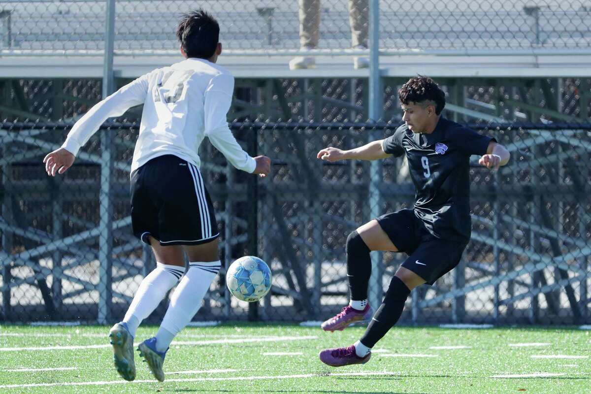 Boys soccer Humble wins debut at Charles Street Stadium