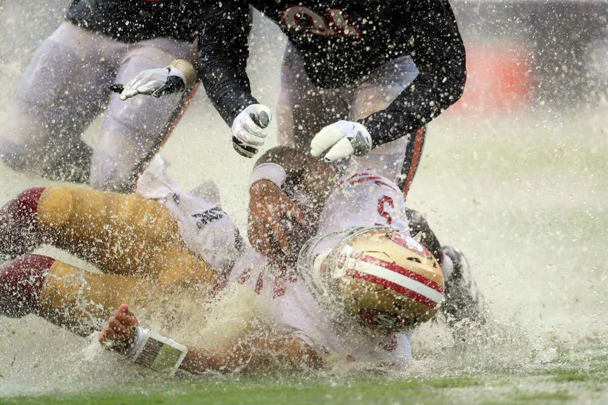 With Saturday downpour expected, 49ers and fans will both battle