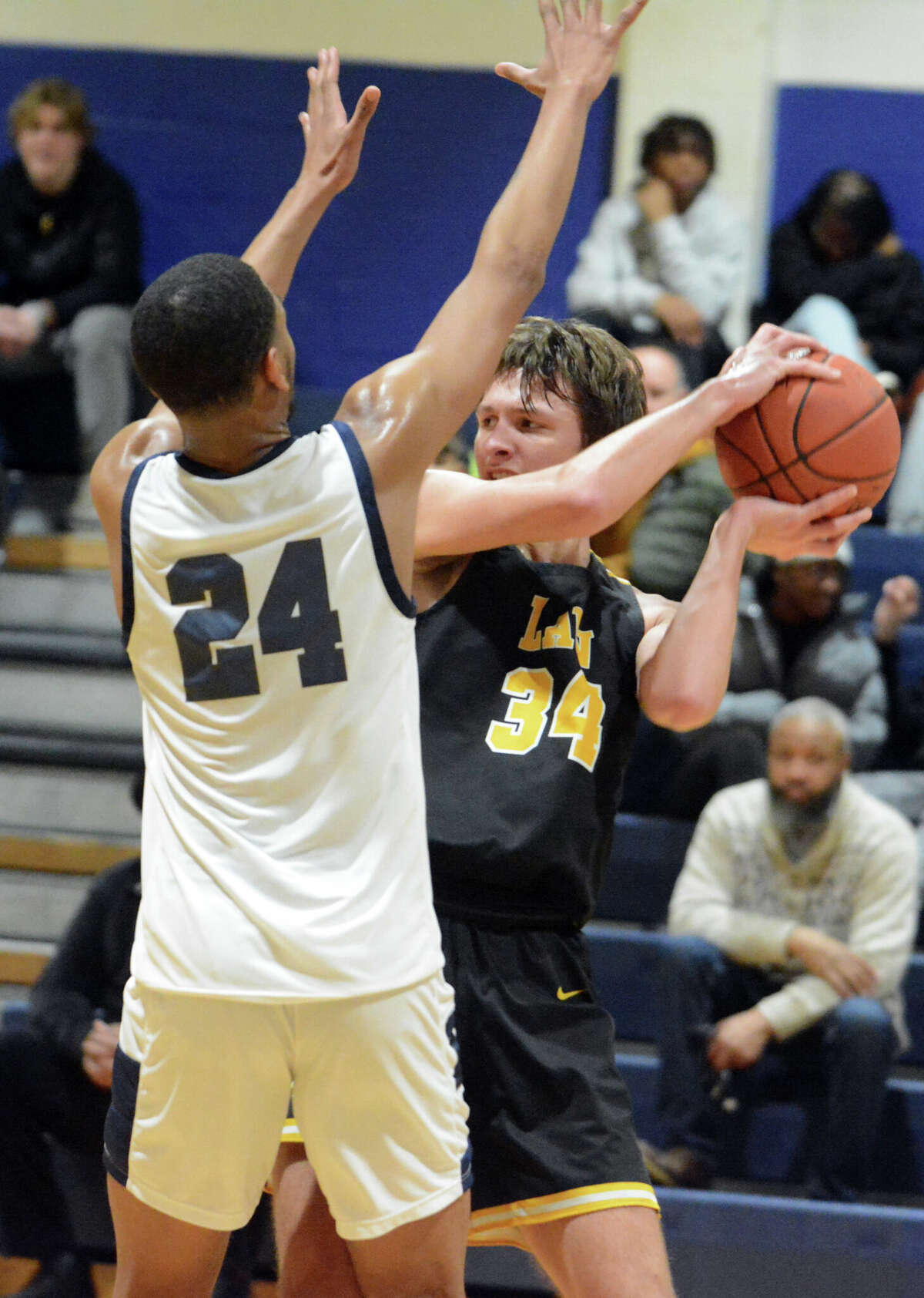 Hillhouse vs. Law CIAC boys high school basketball result.