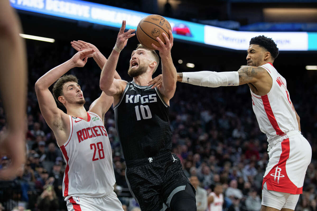 Story photo for Rockets' problems extend beyond inept defense in losing streak