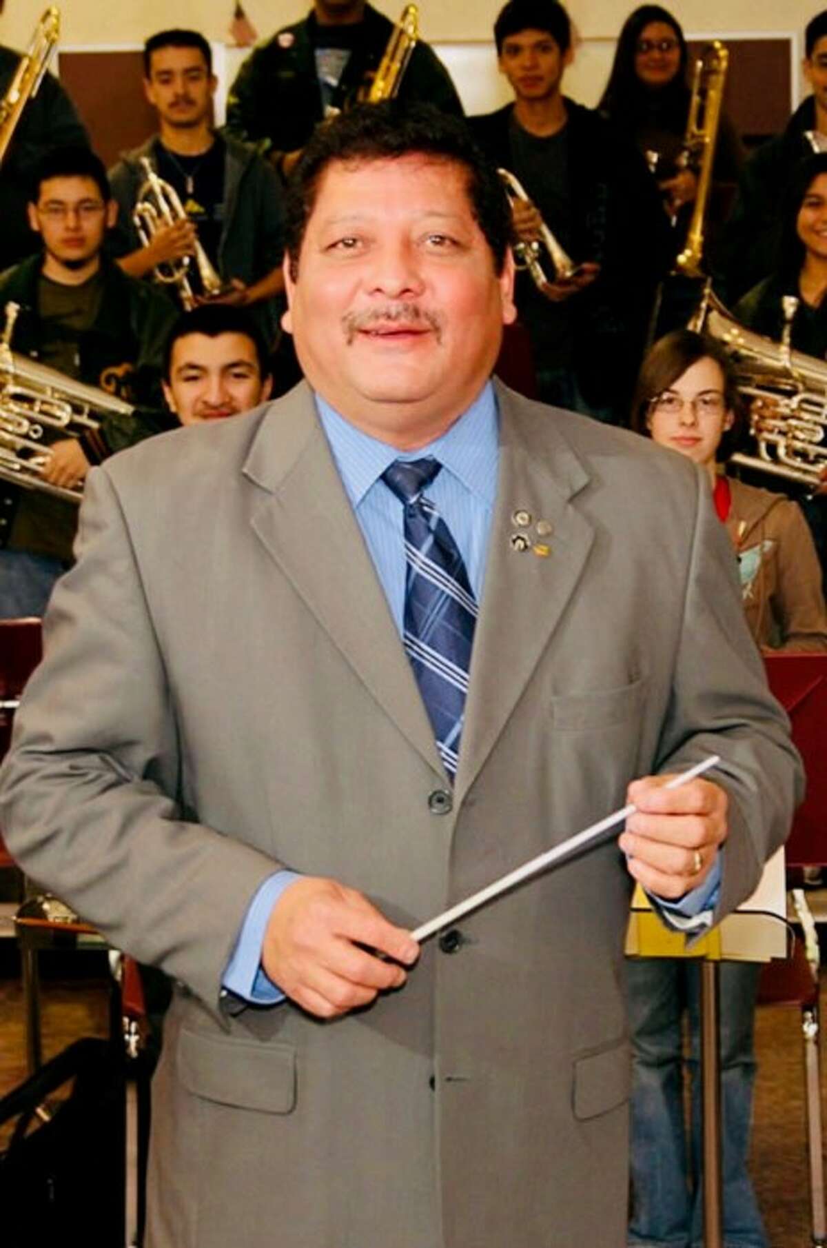Legendary Nixon band director Carlos Luna, who guided the program for 30 years and won 28 straight UIL awards, died on Sunday, Jan. 8, 2023 at the age of 64.