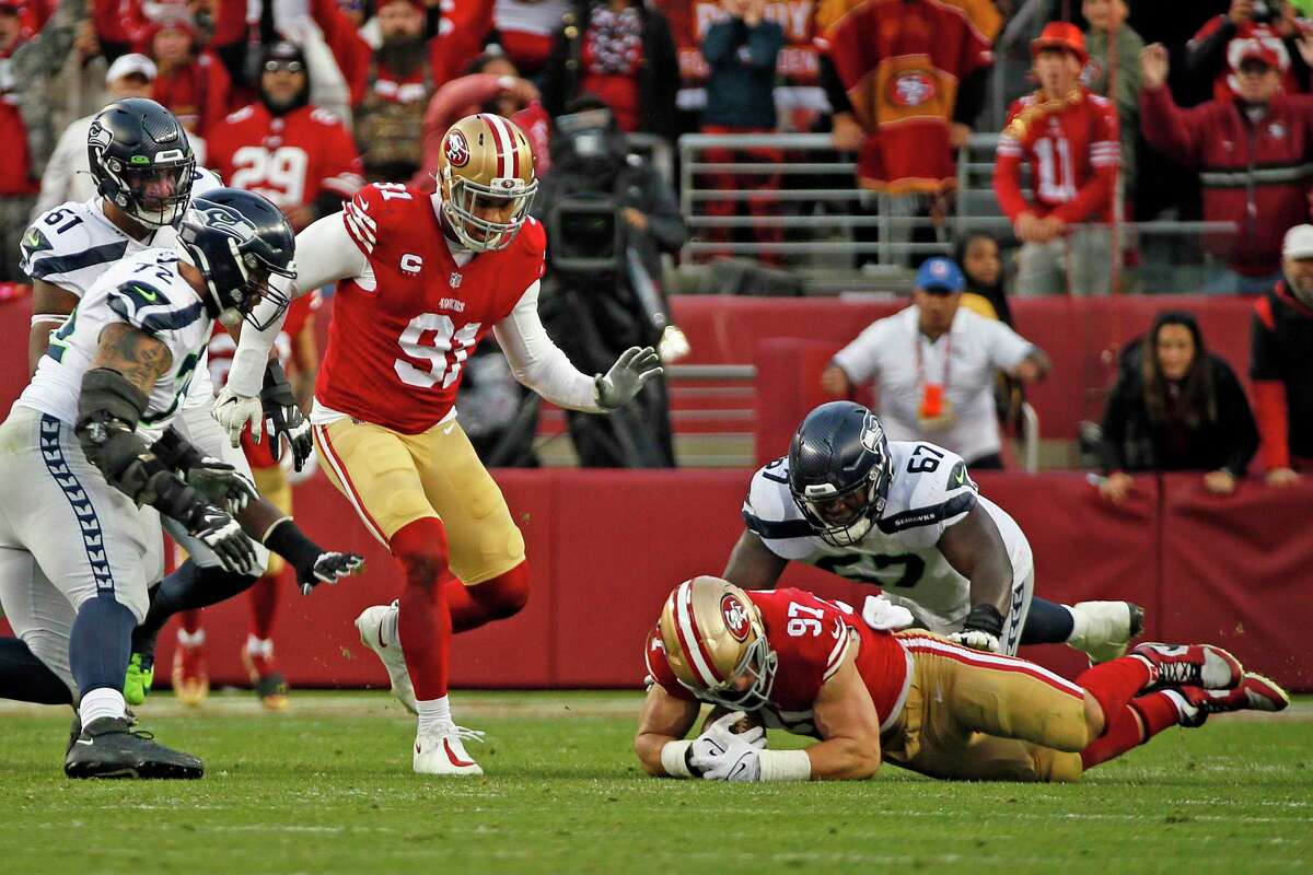 49ers pour it on in the fourth, crush Seahawks to win Wild Card round