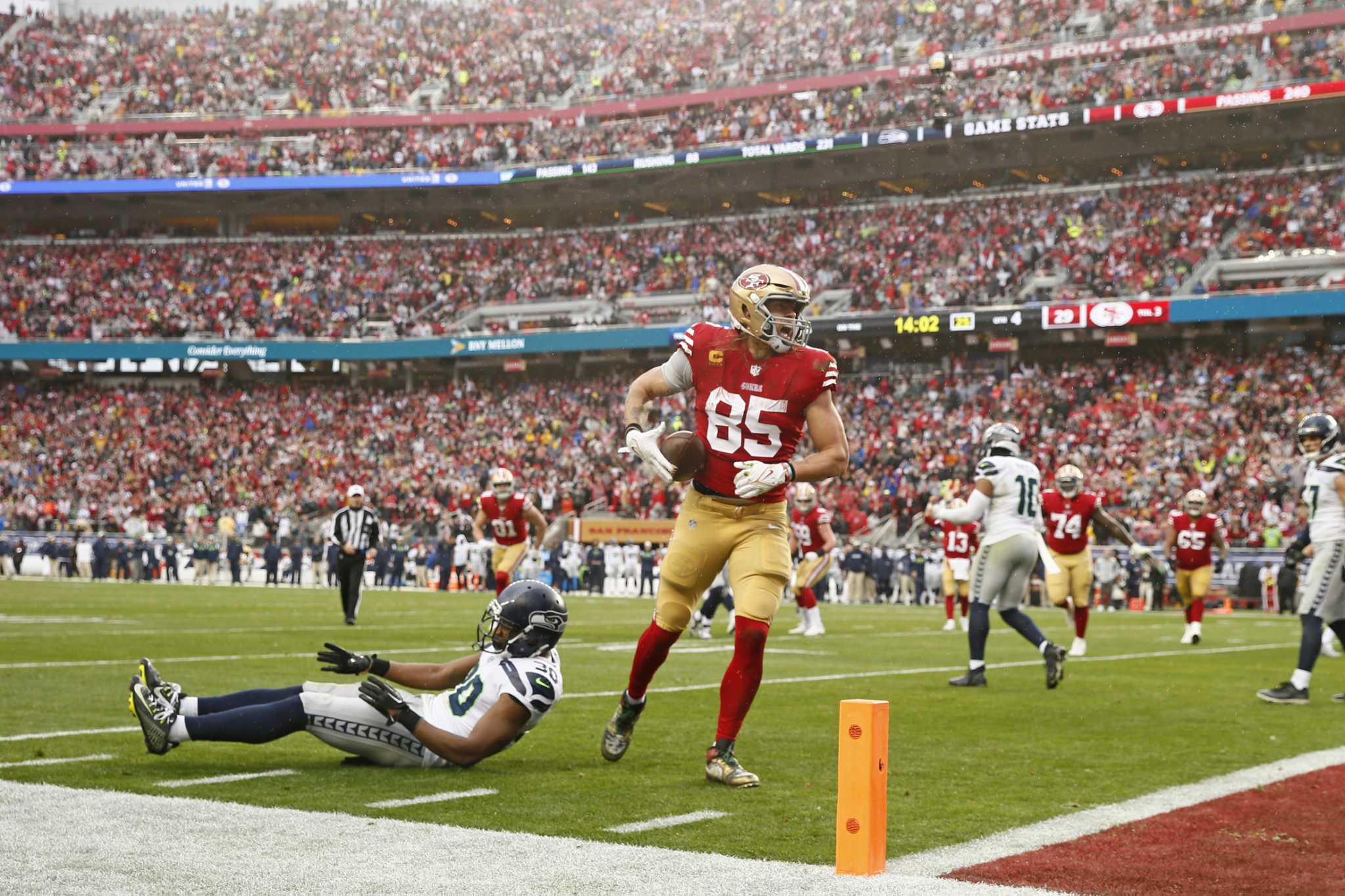 49ers-Seahawks live updates: Brock Purdy's 4 TDs lead S.F. to wild