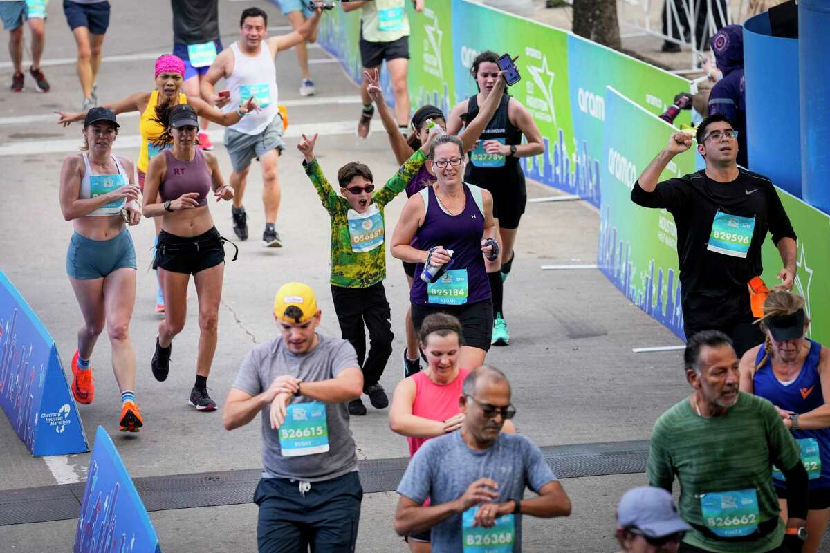 Houston Marathon Fans Line Streets In Show Of Support