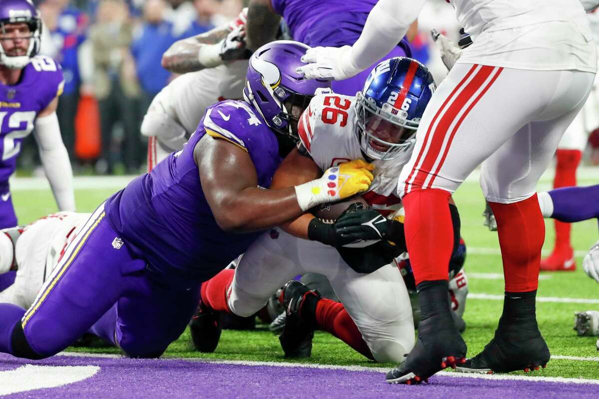 Giants bring Vikings' season to a close with 31-24 win in 1st