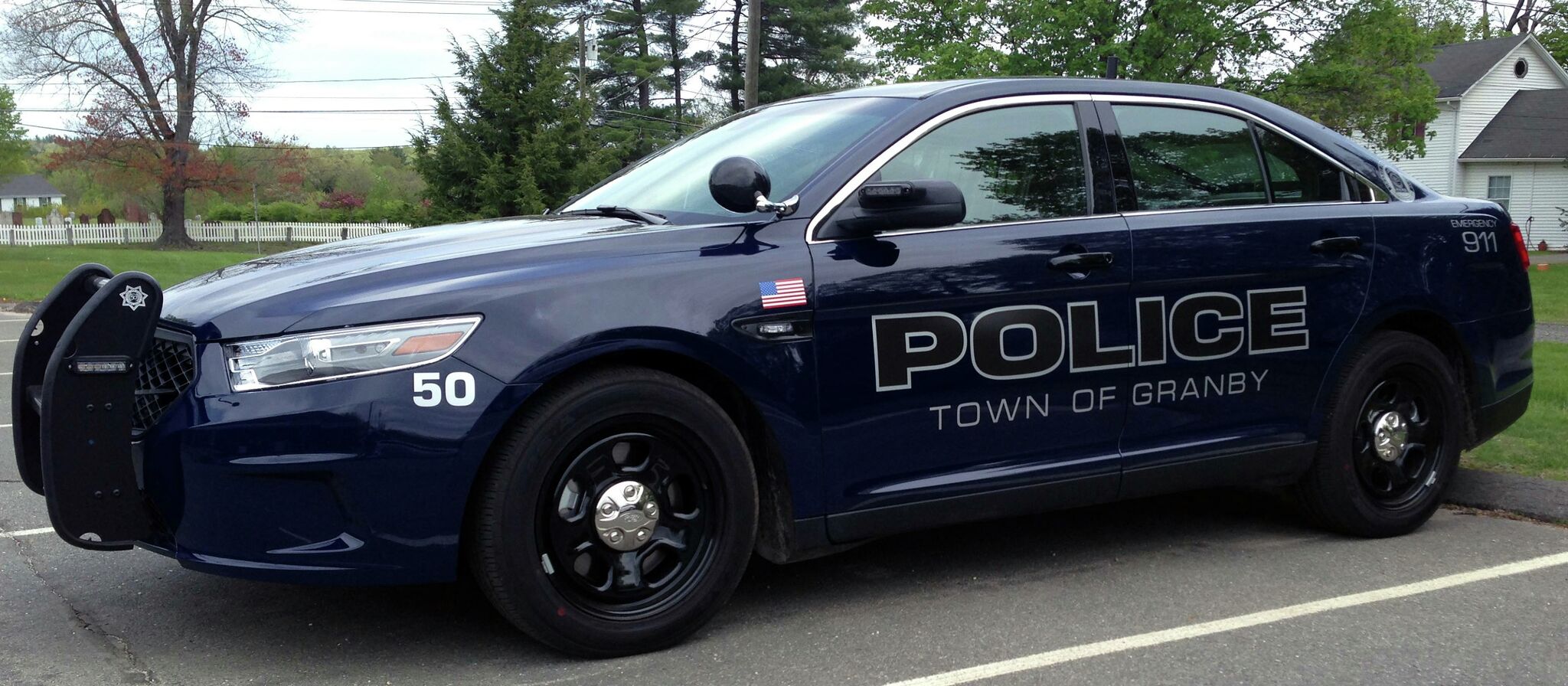 Route 189 closed in Granby following onecar crash