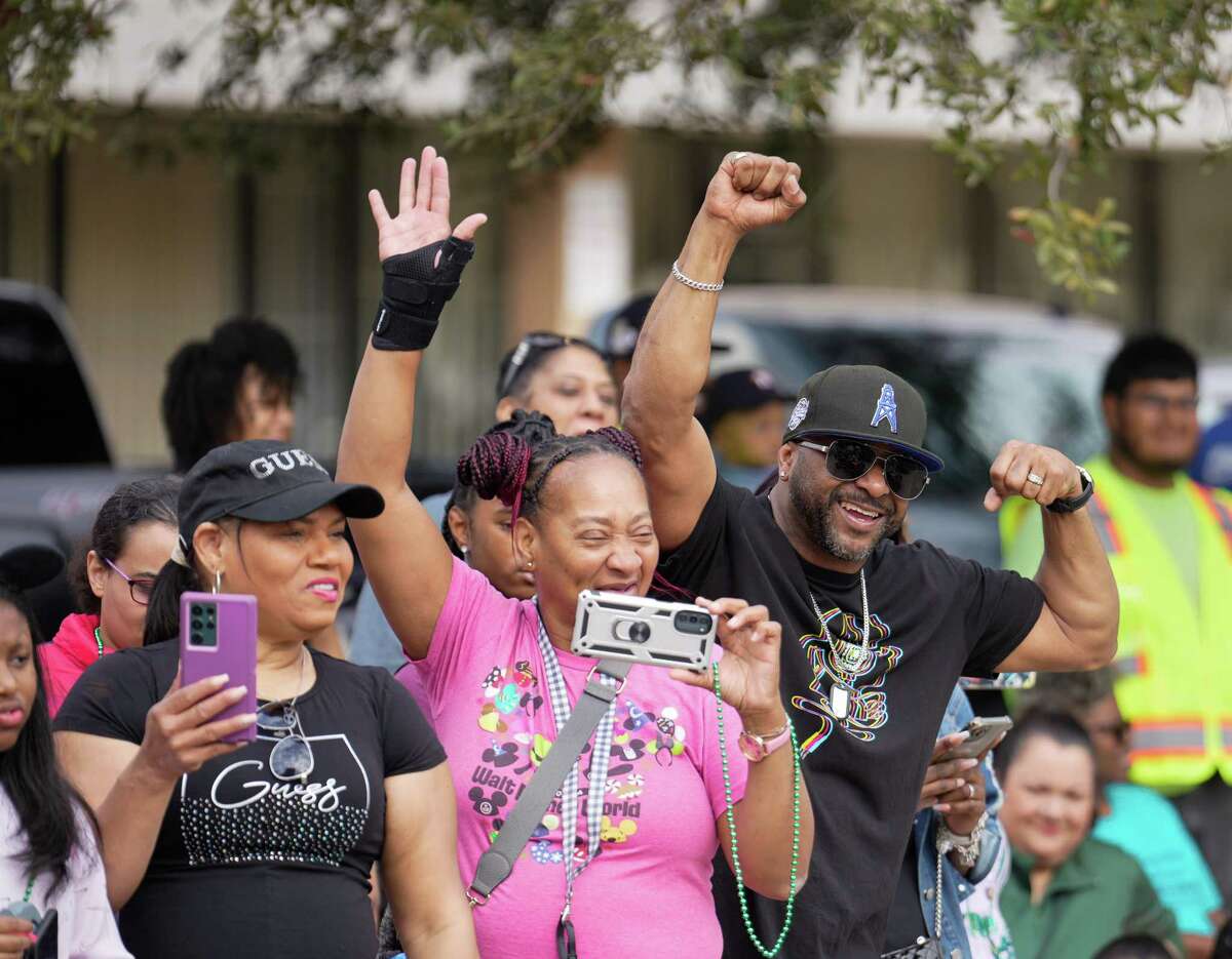 Houston celebrates MLK Day with Black Heritage Society parade