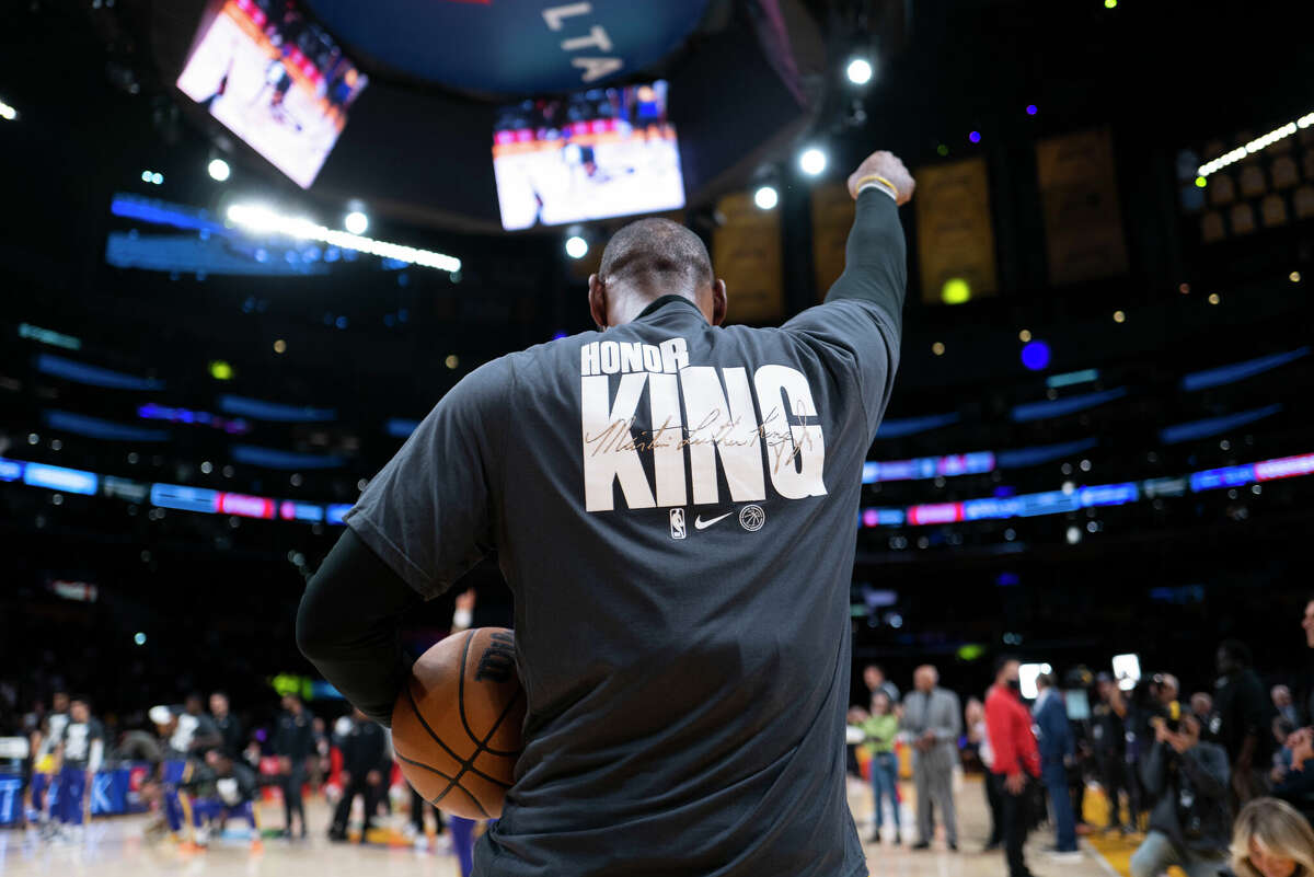 LeBron James honored Martin Luther King Jr. before facing the Rockets and then played like King James.