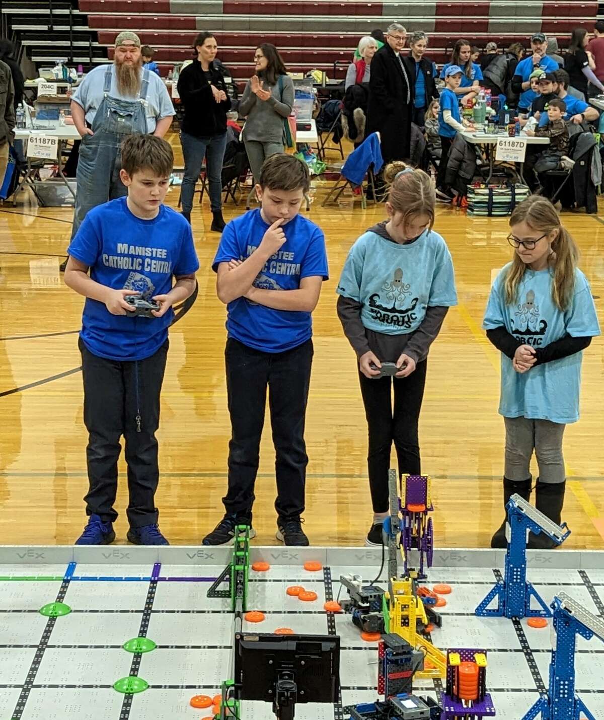 MCC robotics team qualifies for state championship