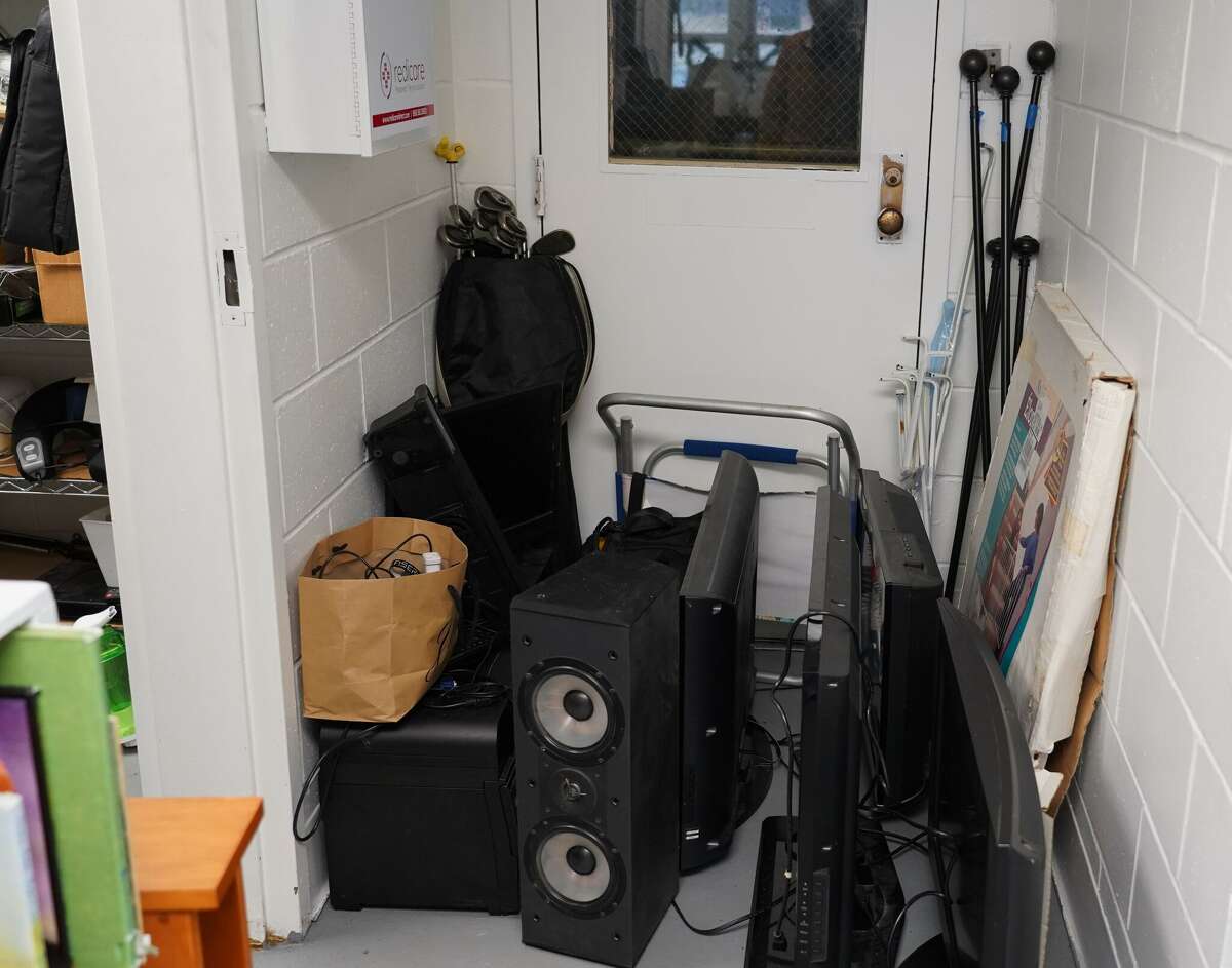 New Canaan's Swap Shop opens at Transfer Station