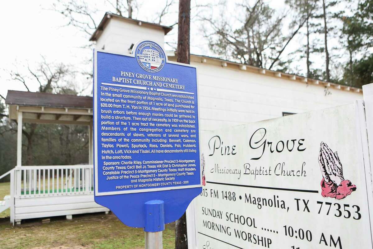 Pineygrove Missionary Baptist Church, whose members are descendants of slaves, veterans of various wars and long-standing community families, recently received a historic marker from Montgomery County. The church sits on a 1-acre portion of land purchased in 1924 for $20.
