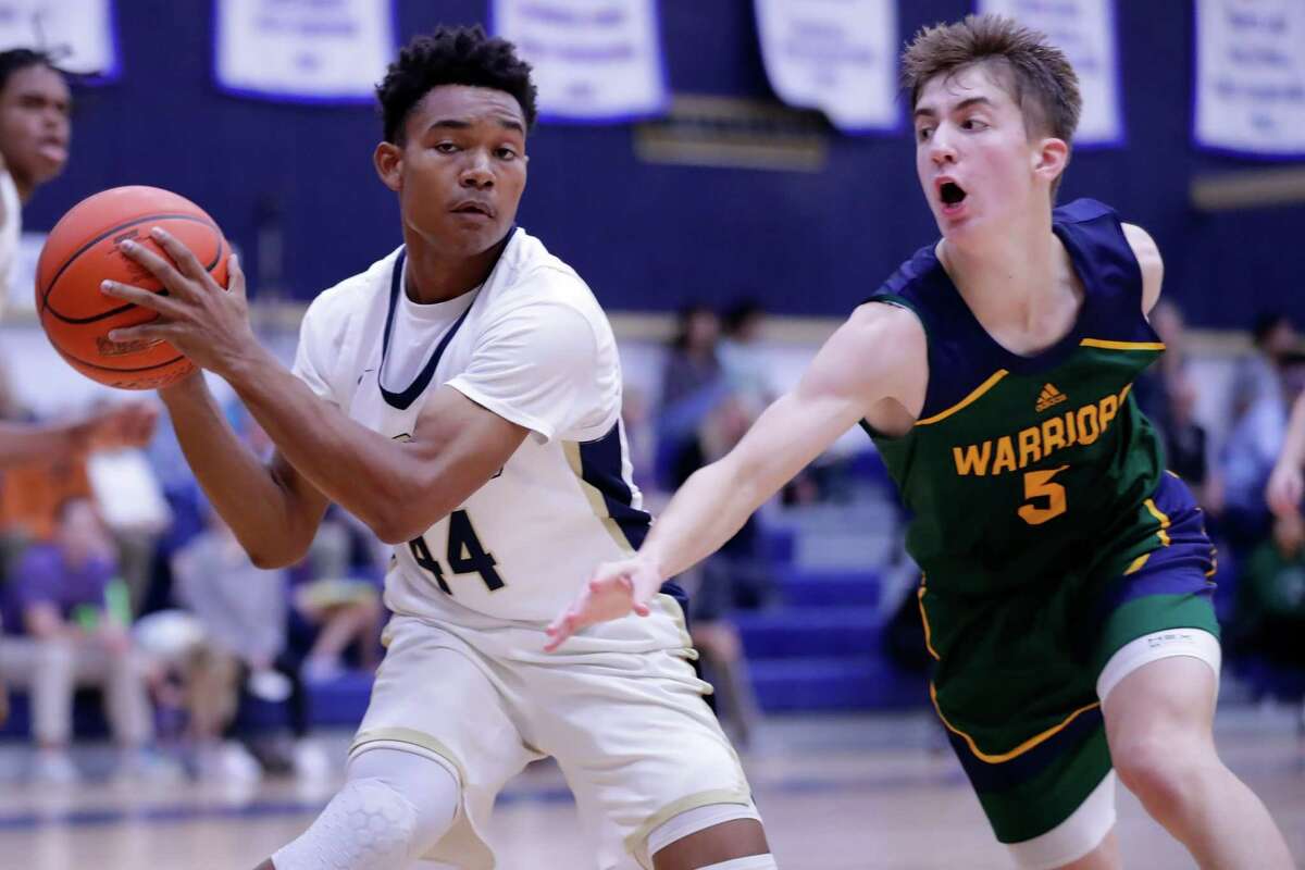 The Woodlands Christian tops Second Baptist for key district win