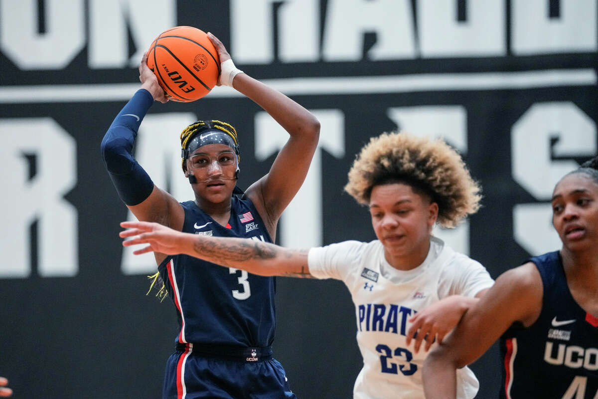 Connecticut's Aaliyah Edwards (3) looks to pass during the second half of the team's NCAA college basketball game against the Seton Hall on Tuesday, Jan. 17, 2023, in South Orange, N.J. Connecticut won 103-58. (AP Photo/Frank Franklin II)