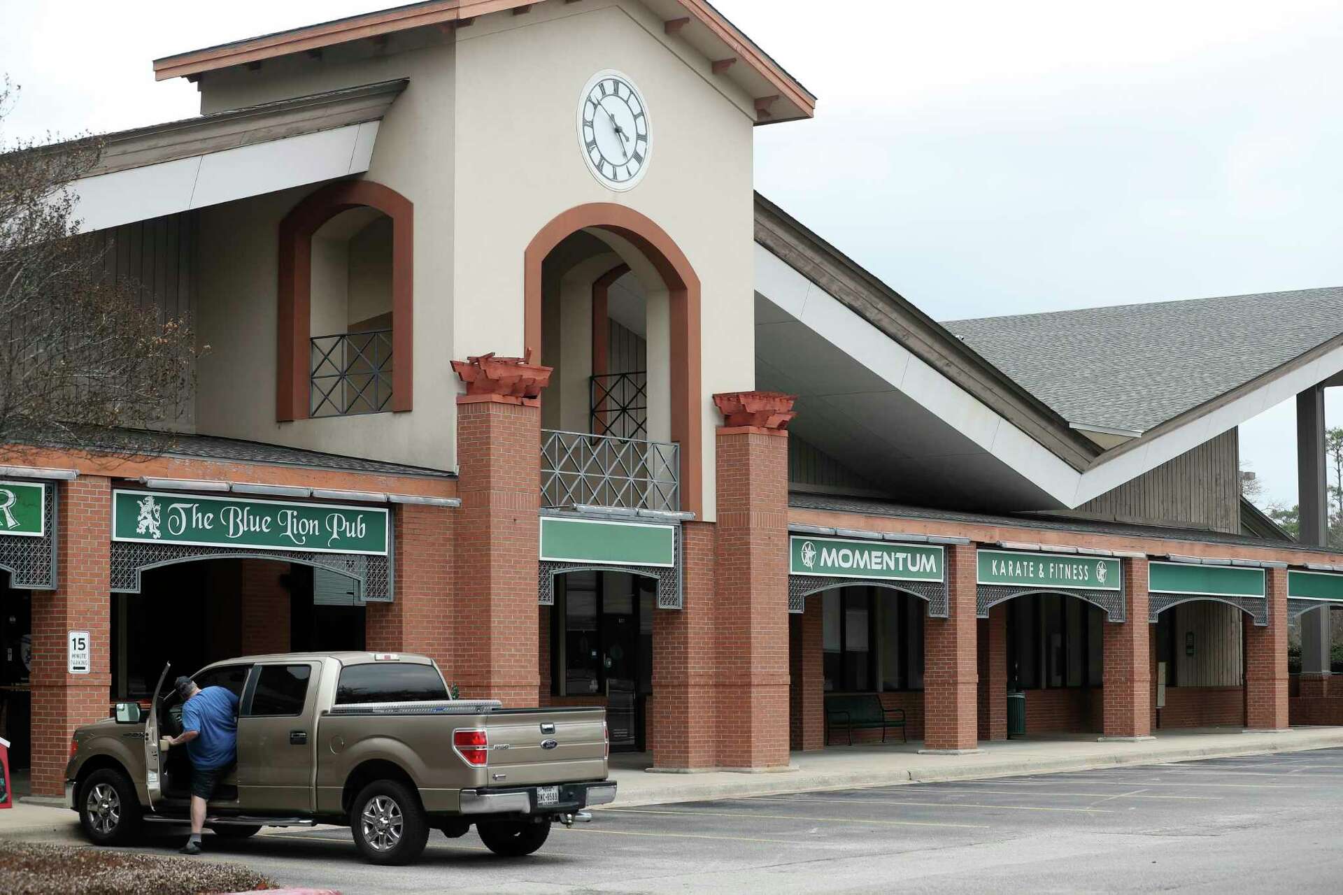 The Woodlands shopping center set for overhaul with new library