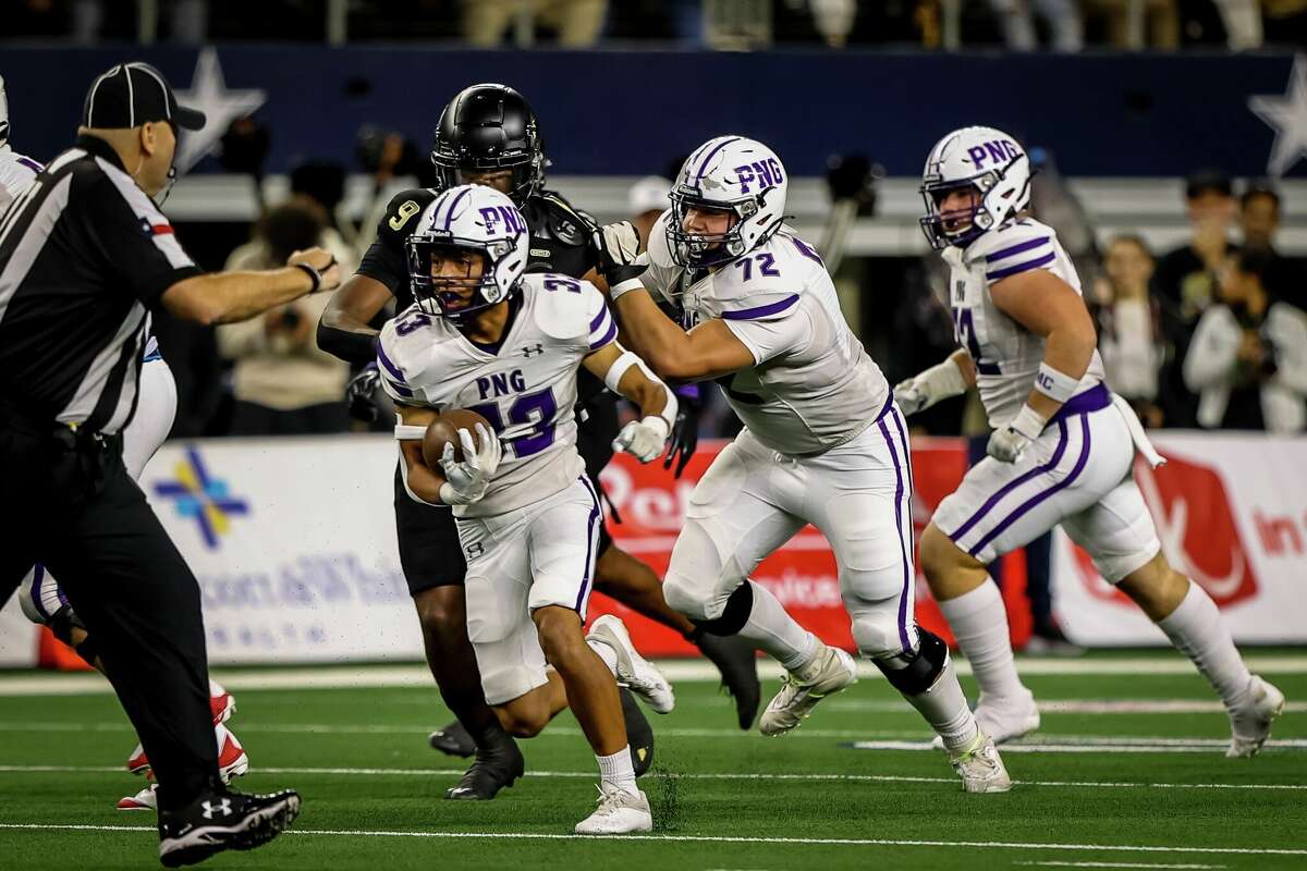 Port Neches-Groves offensive lineman Jansen Ware (72) blocks during the Class 5-II state championship game at AT&T Stadium in Arlington. 
