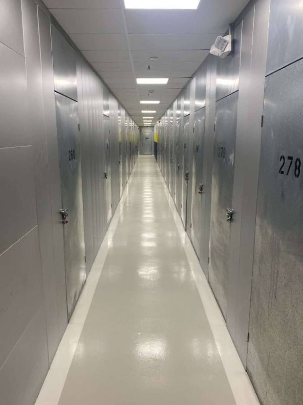 The facility at Storage Sense Stamford is four stories tall and boasts 285 self-storage units that come in a variety of sizes, including 3x6 feet, 5x5 feet, and 10x15 feet.