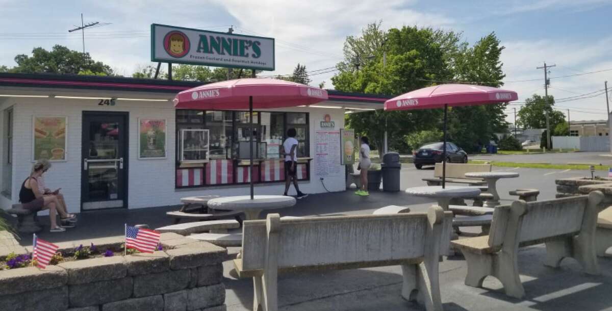 The former Annie’s Frozen Custard in Edwardsville, which closed in October, is scheduled to become a drive-through Carrollton Bank branch by September.
