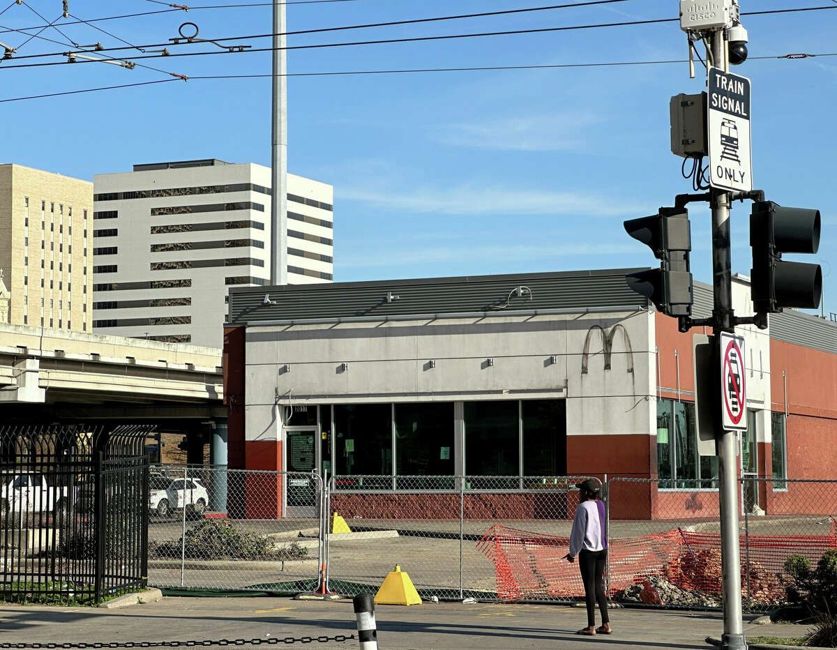 McDonald's by downtown Houston Greyhound bus station closes