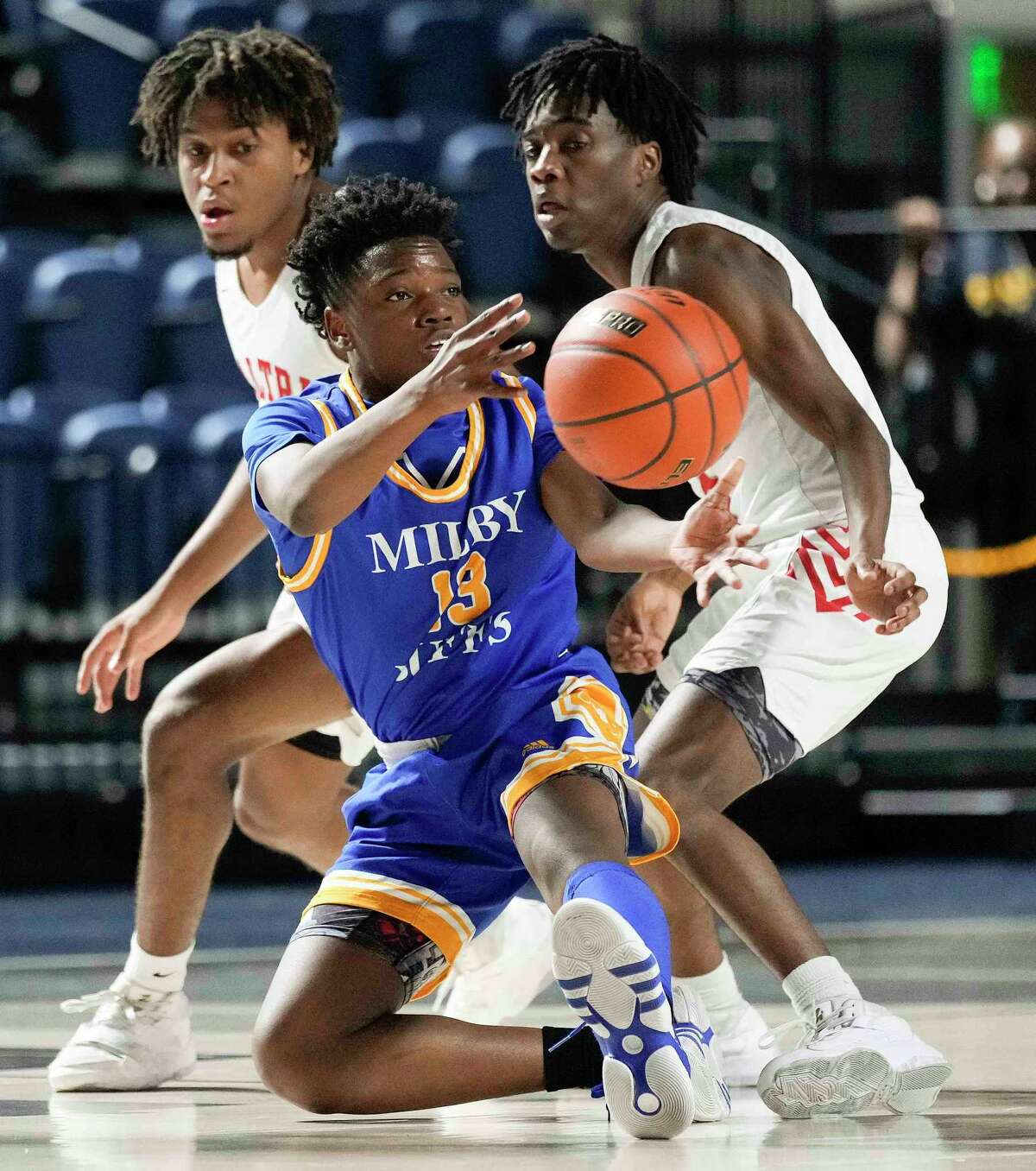 Milby Buffs defeat Waltrip Rams to remain in playoff contention