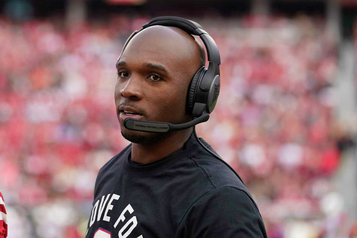 Nearly 17 years after being drafted by the Texans, DeMeco Ryans will start his career as a head coach in Houston.