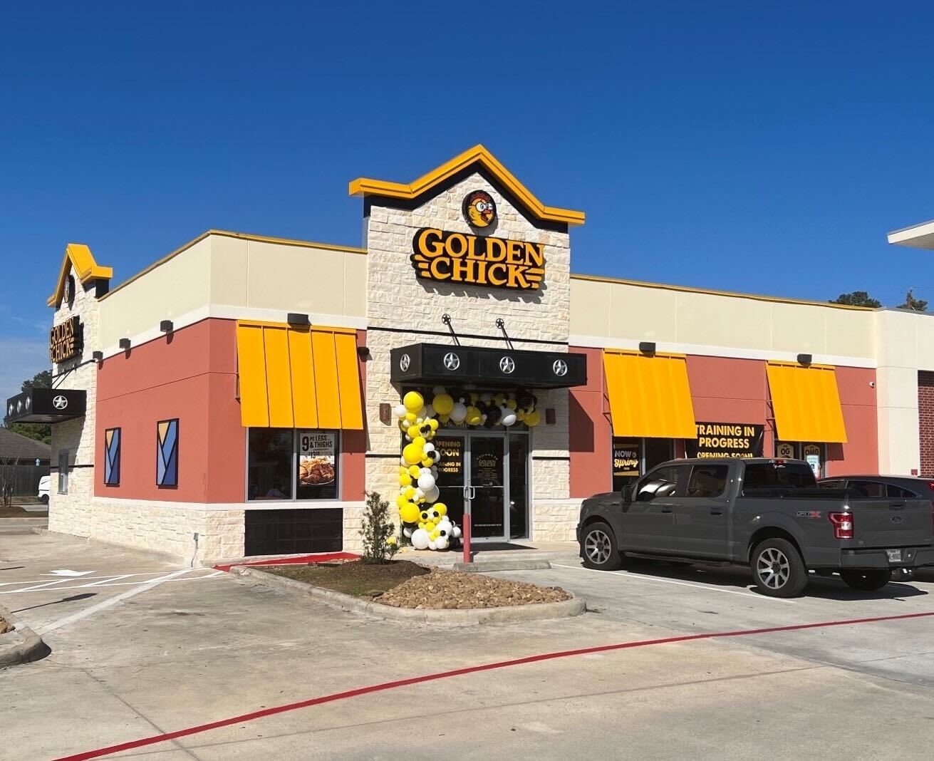 New Houston Area Golden Chick Opens In Cypress